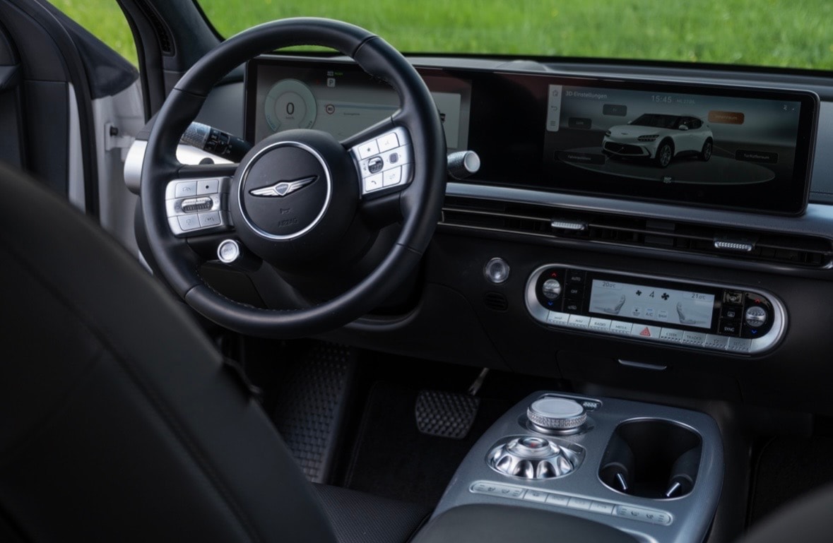 GENESIS Dual Motor Sport AWD-image-4