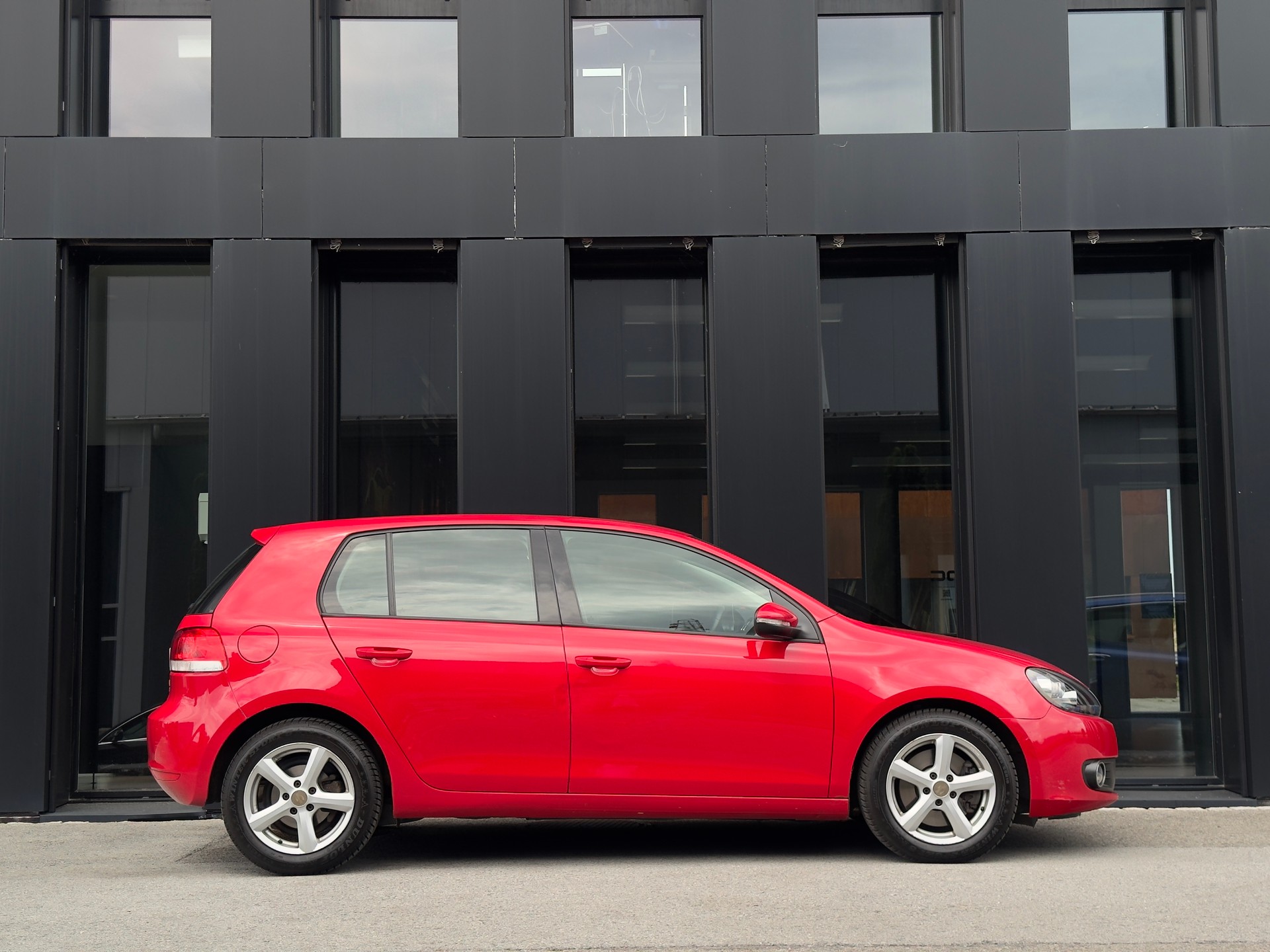 VW Golf 2.0 TDI Highline 4Motion-image-7