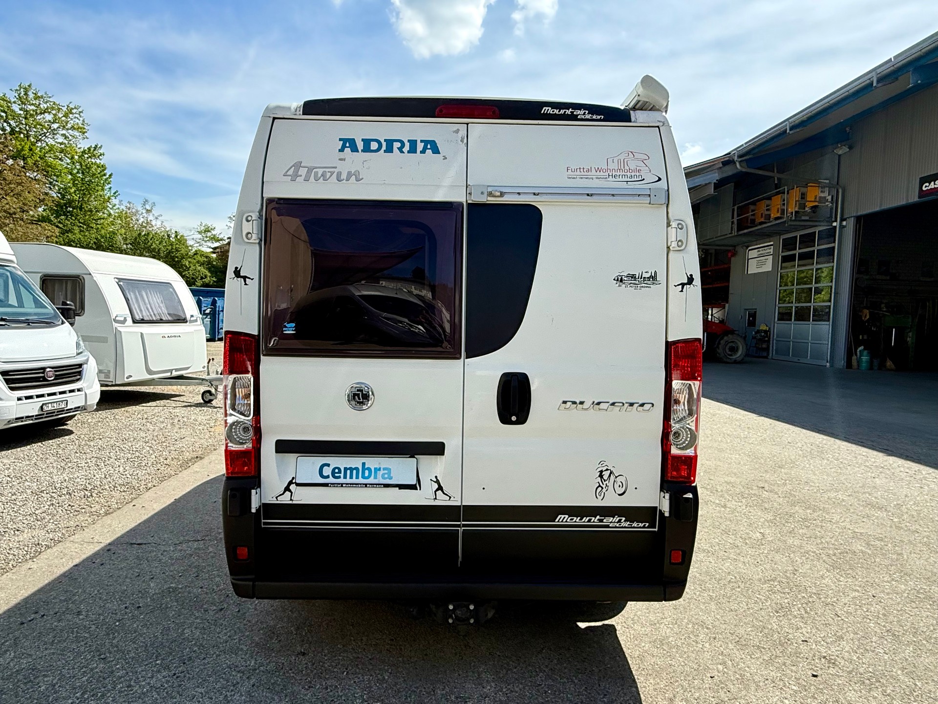 FIAT Adria 4 Twin - Family Spezial Kompakt Edition-showroom-element-3