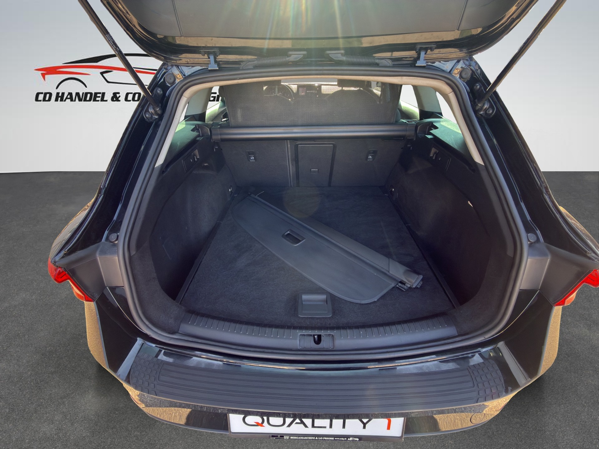 SEAT Leon ST 2.0 TDI EVO DSG 4Drive Style-image-14