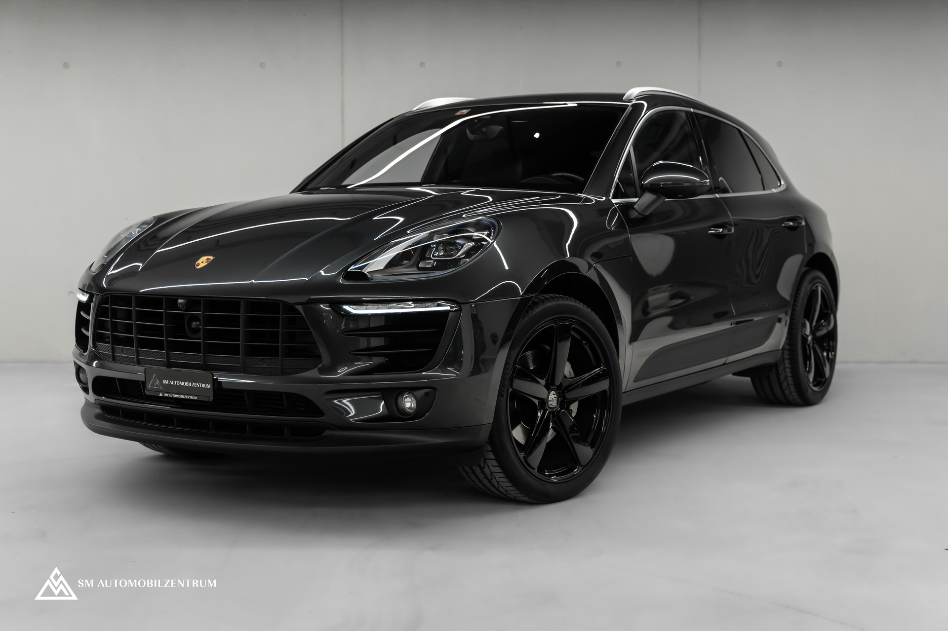 PORSCHE Macan 3.0 V6 S Diesel / Sport Chrono / Luftfahrwerk / Bose / 360° Kamera