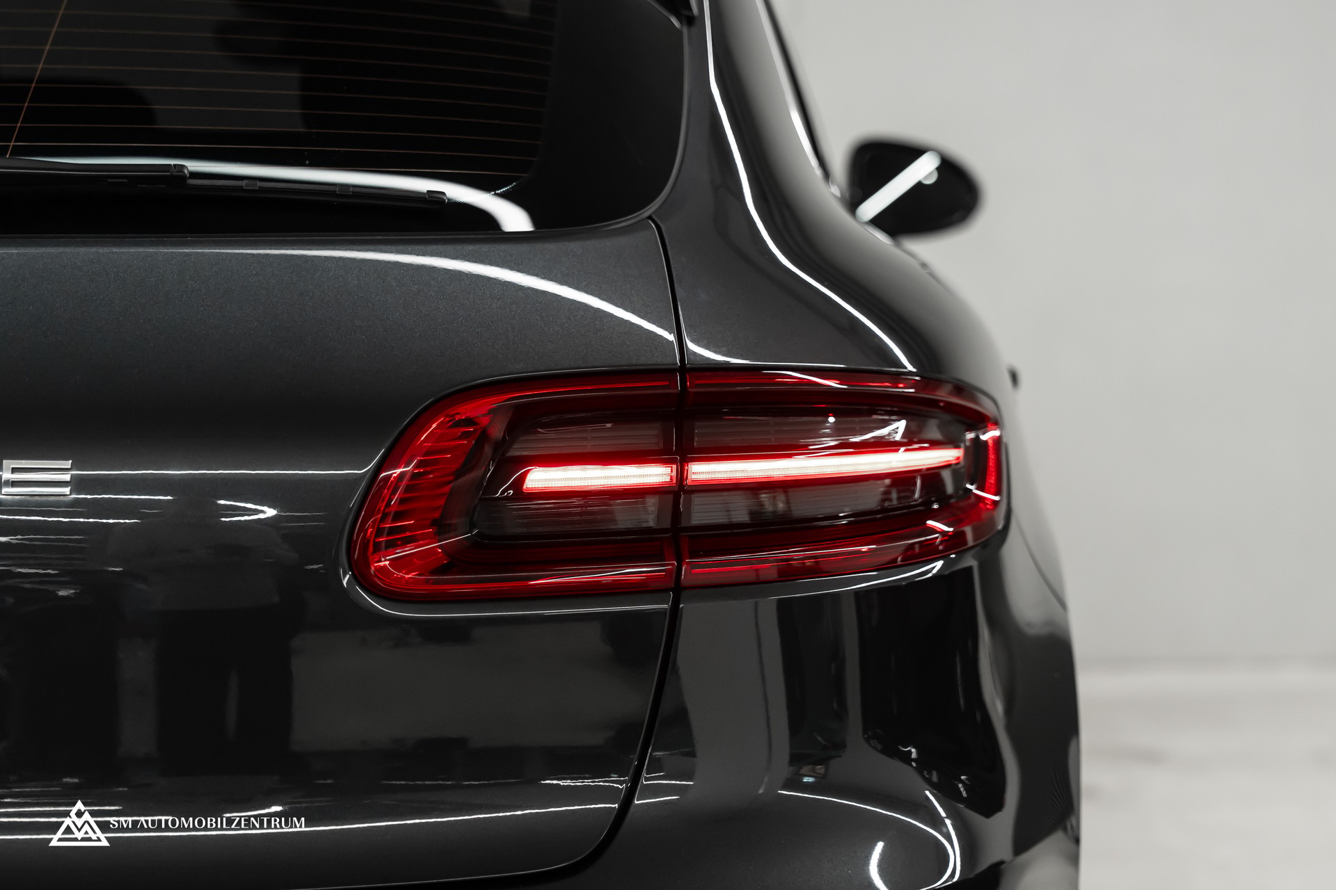 PORSCHE Macan 3.0 V6 S Diesel / Sport Chrono / Luftfahrwerk / Bose / 360° Kamera-image-10
