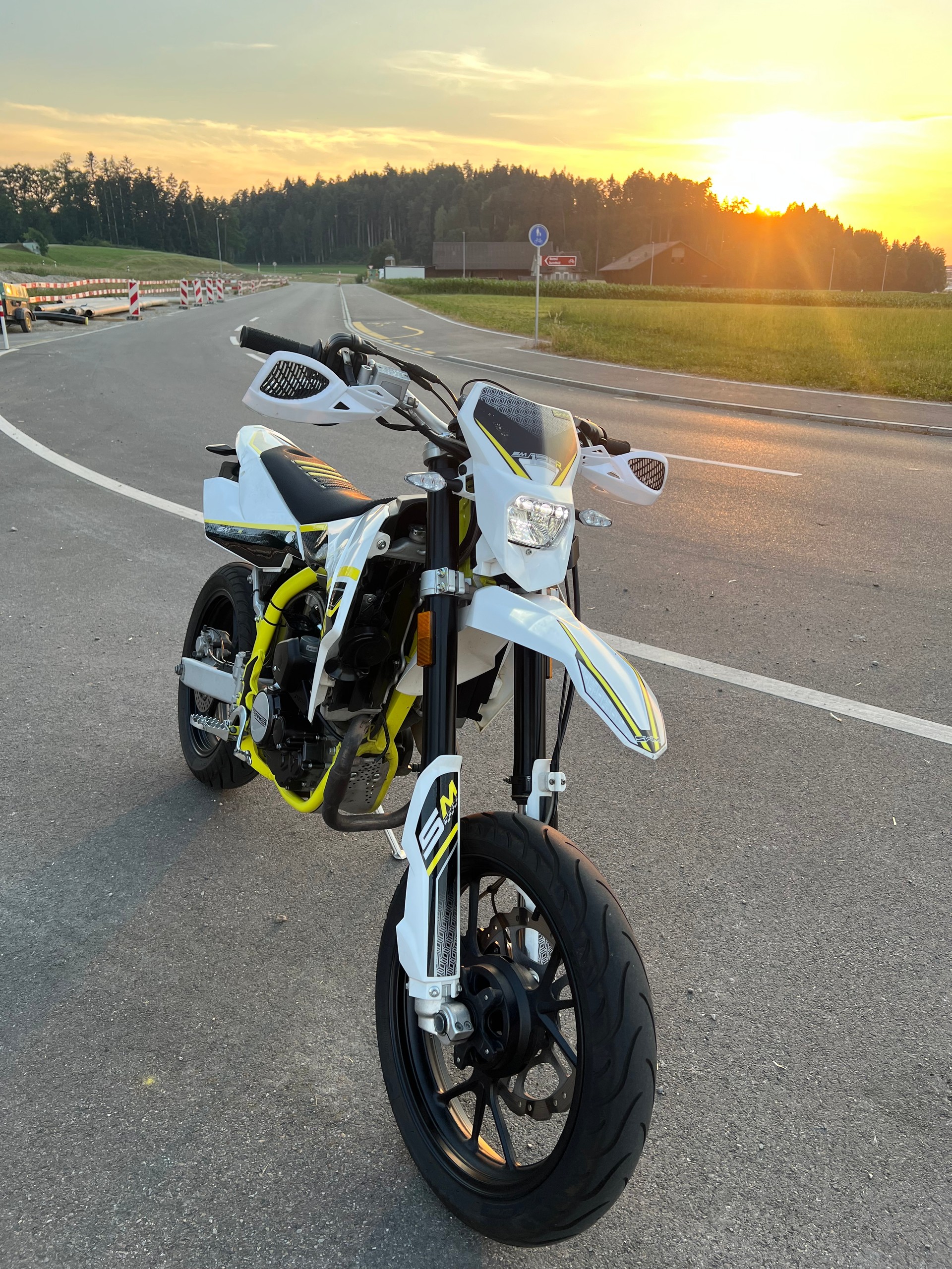 SWM 125 R-image-0