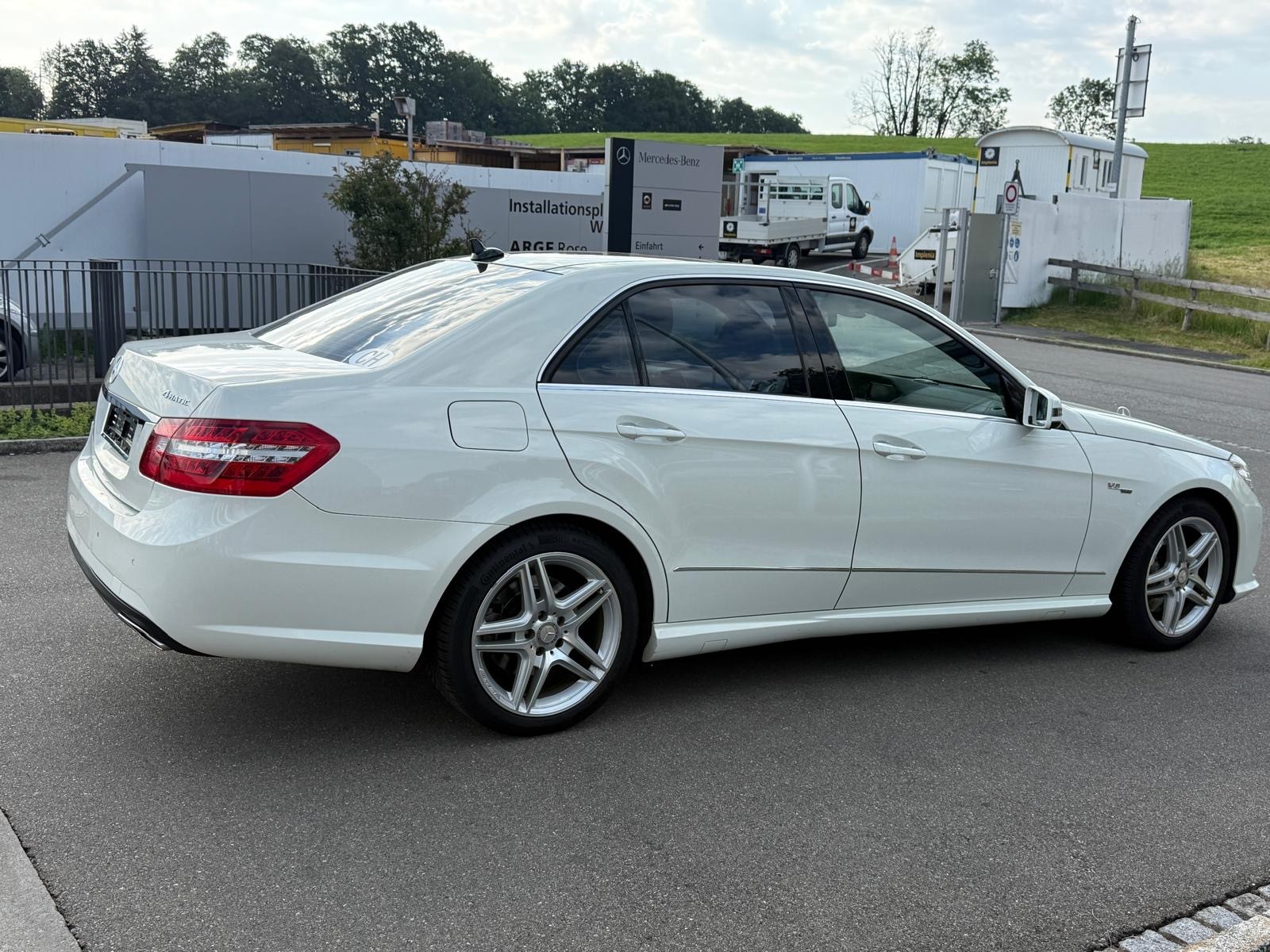 MERCEDES-BENZ E 500 Elégance 4Matic 7G-Tronic-image-5