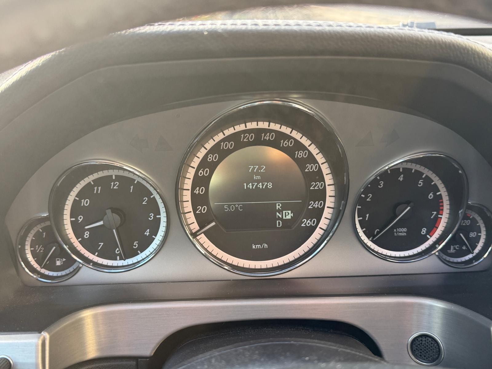 MERCEDES-BENZ E 500 Elégance 4Matic 7G-Tronic-image-10
