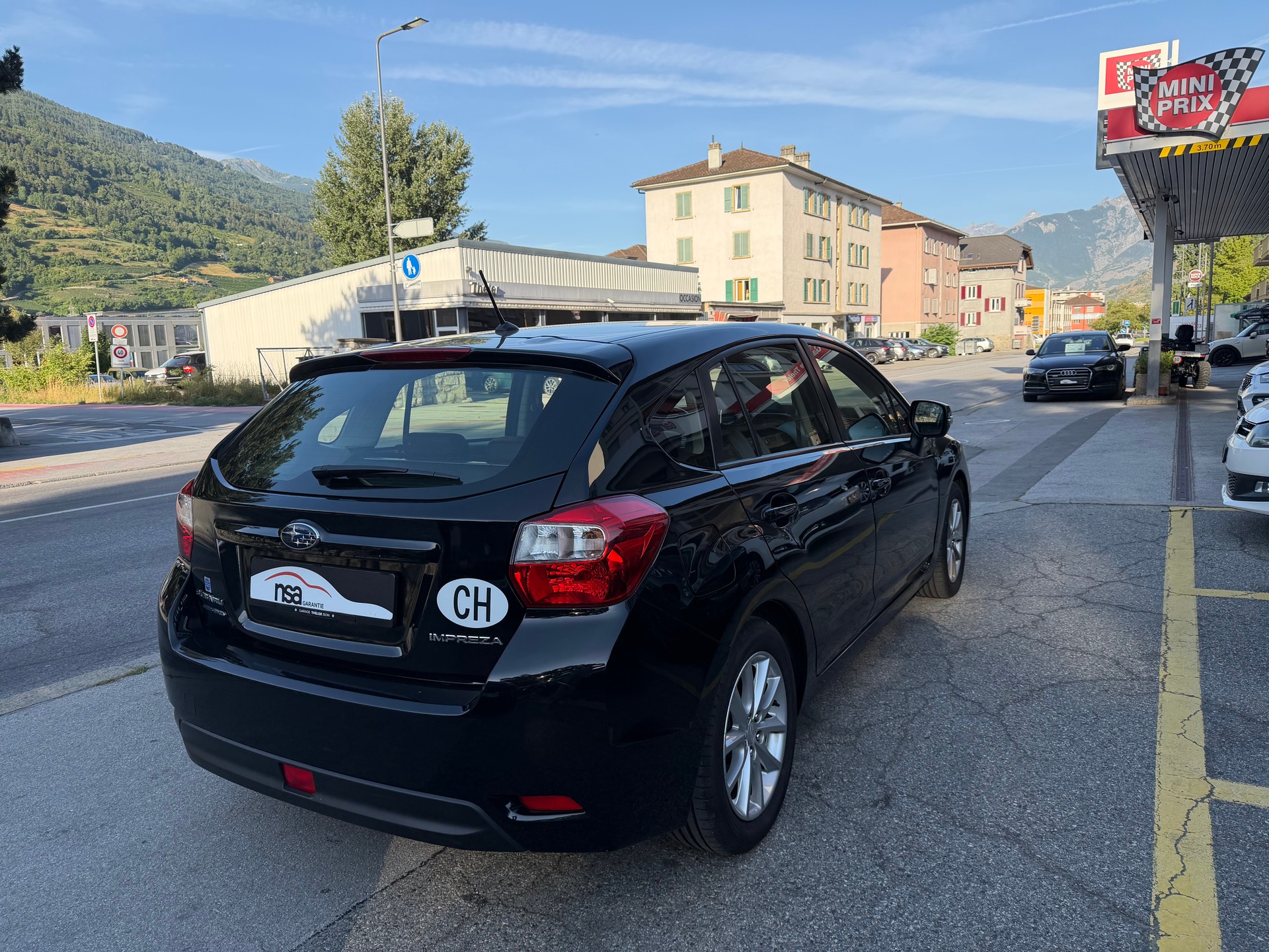 SUBARU Impreza 1.6 Swiss two CVT-showroom-element-2