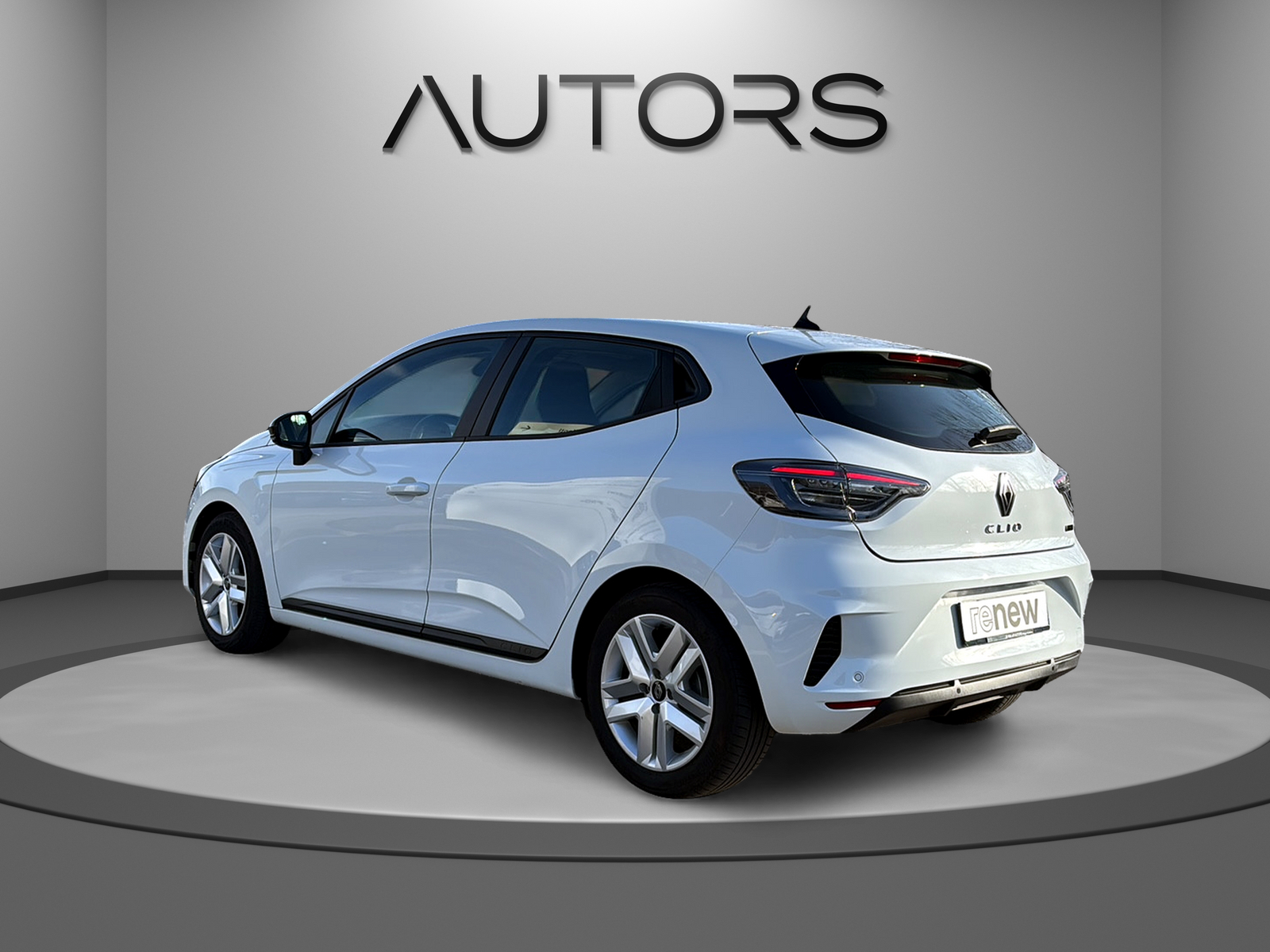 RENAULT Clio 1.6 E-Tech Evolution-showroom-element-2