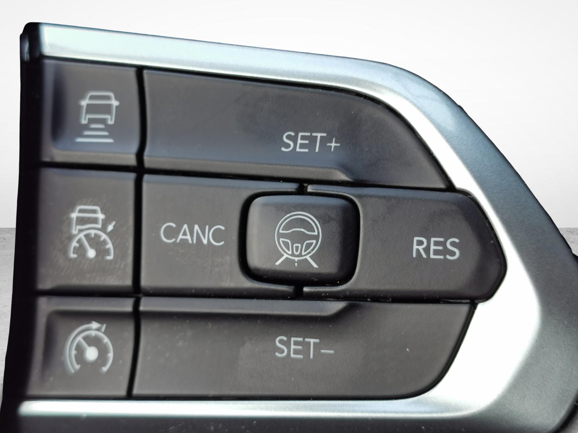 JEEP Compass 1.3 Swiss Altitude 4xe-image-14