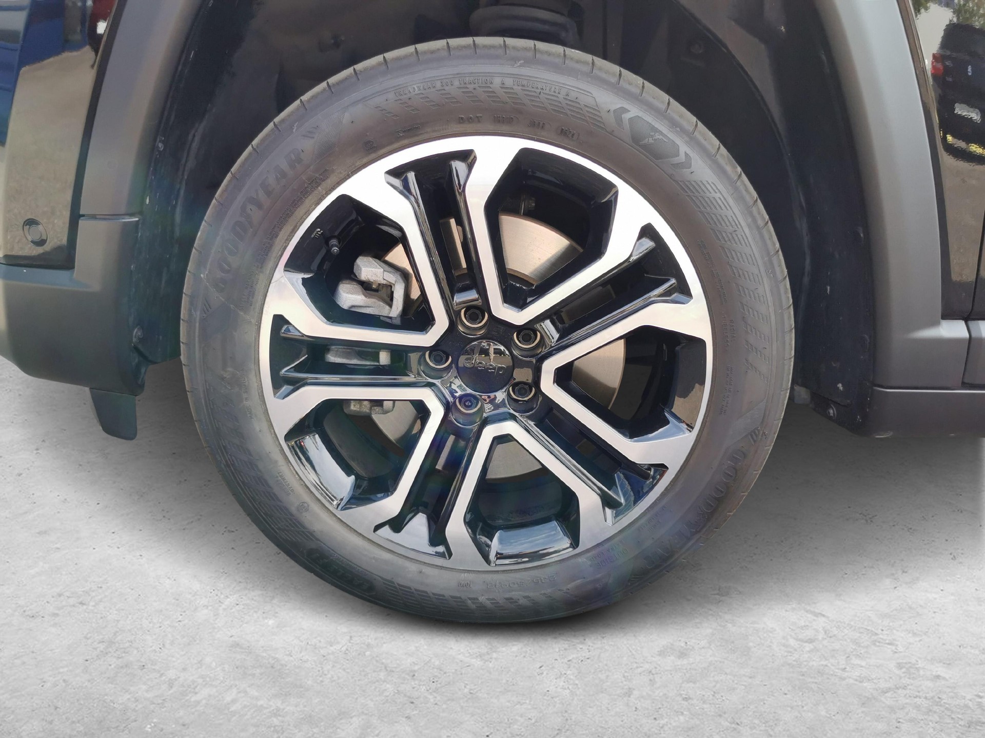JEEP Compass 1.3 Swiss Altitude 4xe-image-9