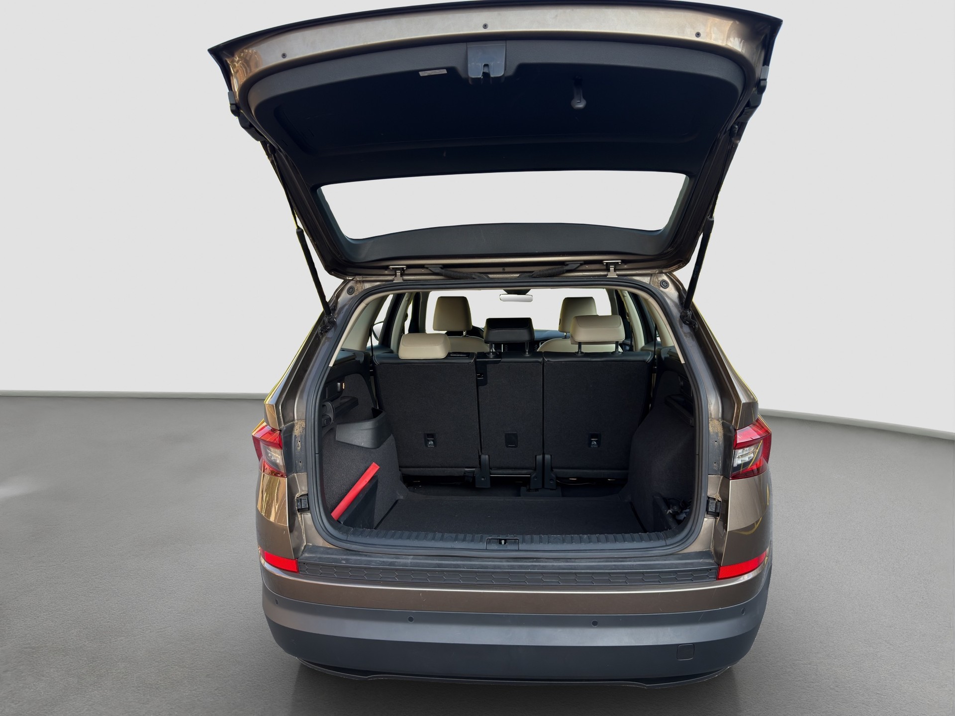 SKODA Kodiaq 2.0 TSI Style DSG 4x4-image-8