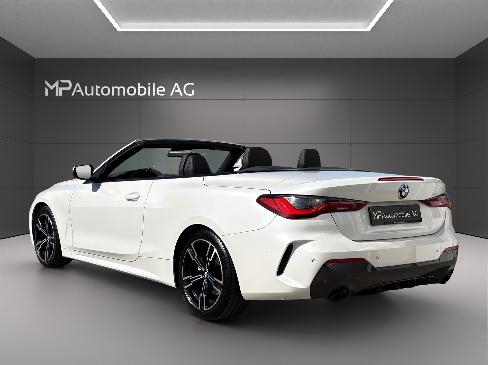BMW 420i Cabriolet M Sport Steptronic-image-7