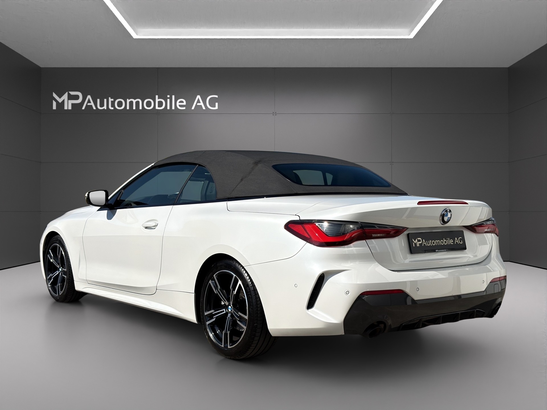 BMW 420i Cabriolet M Sport Steptronic-image-6