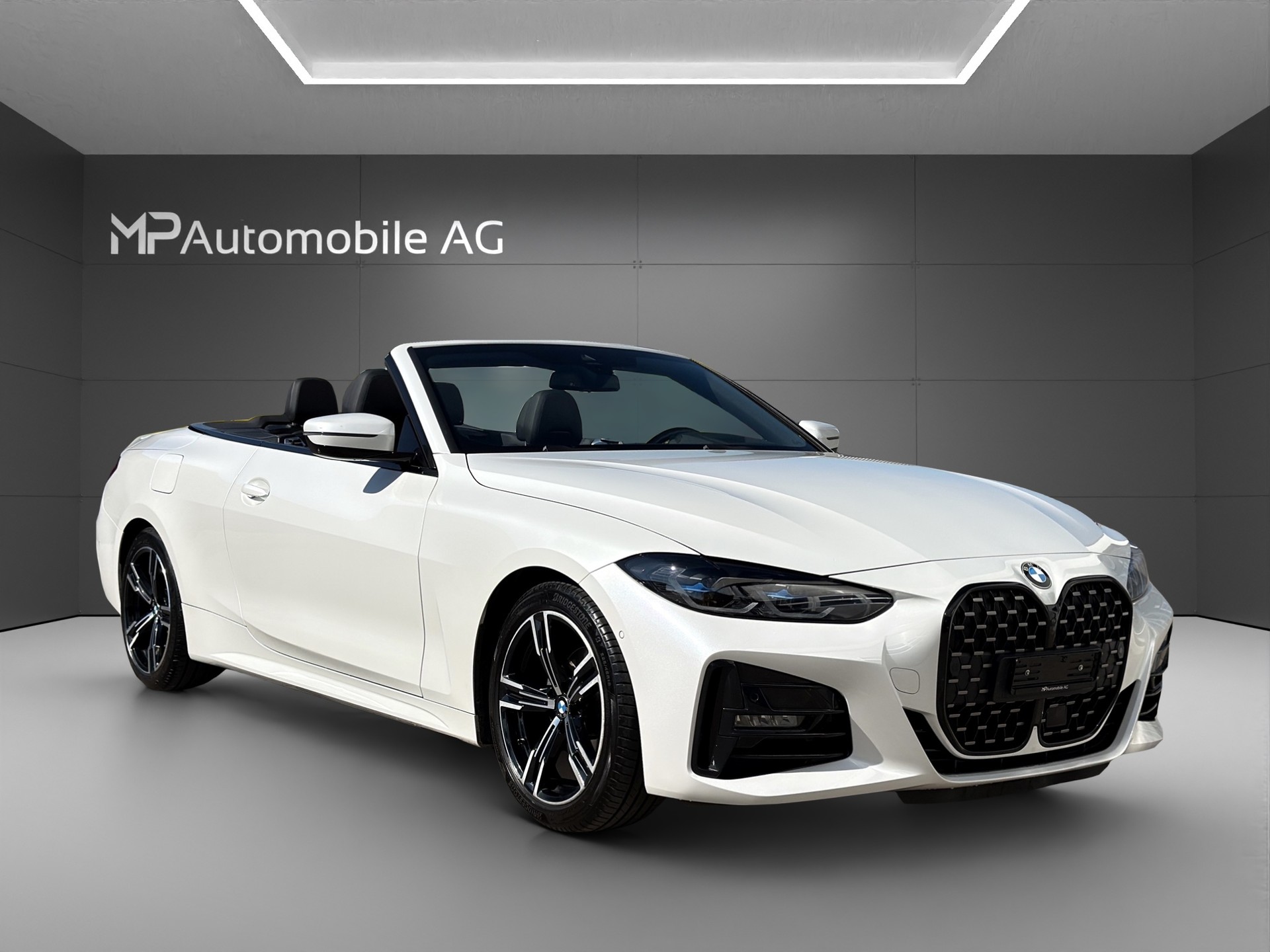 BMW 420i Cabriolet M Sport Steptronic-showroom-element-3