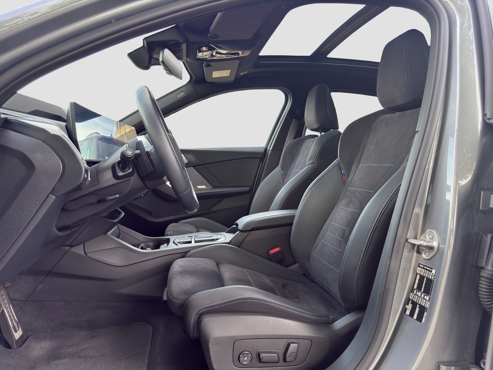 BMW 118d Steptronic M Sport Pro - NEUE BAUFORM-image-8