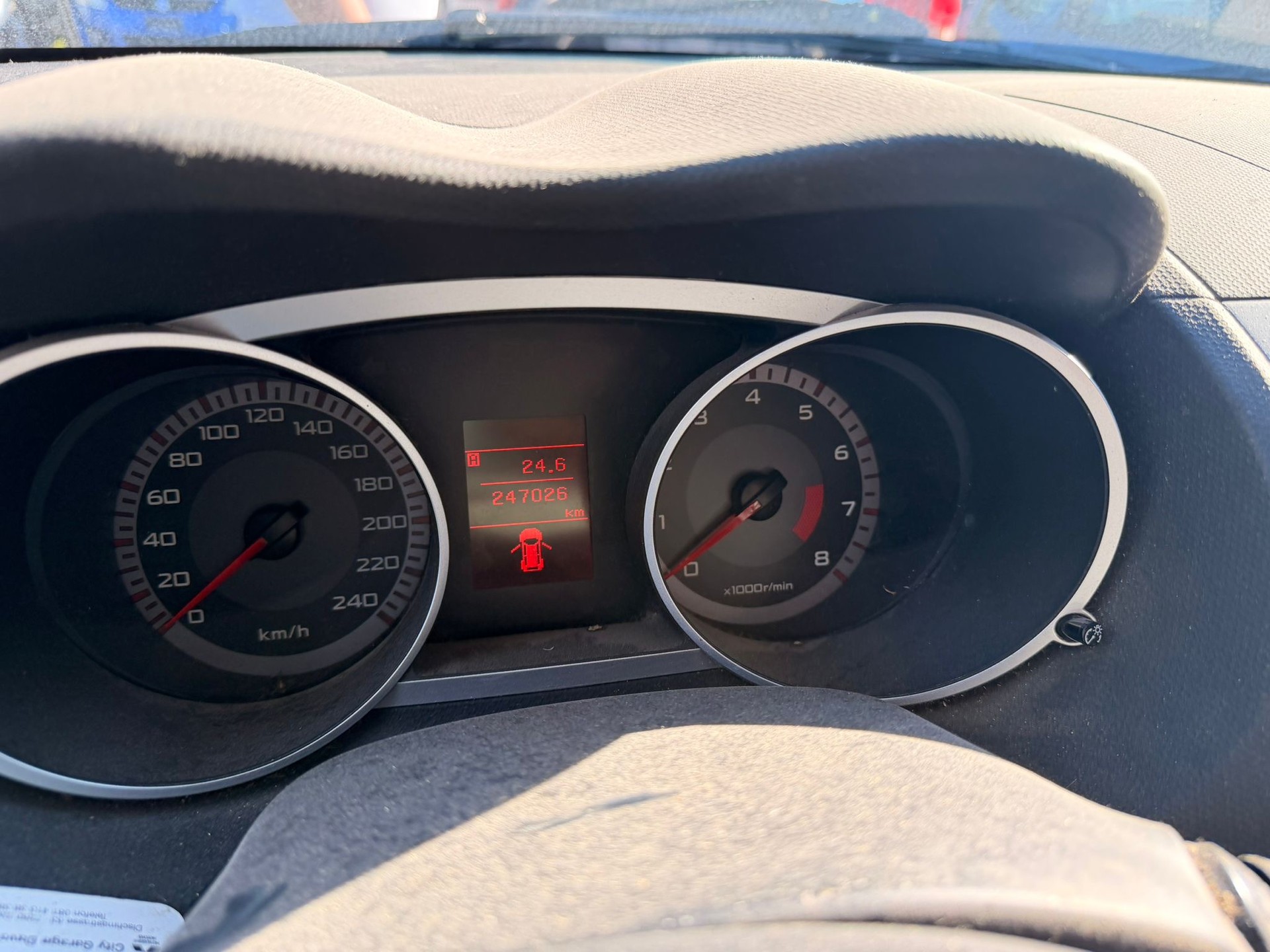 MITSUBISHI Outlander 2.4 Intense 4WD CVT-image-10