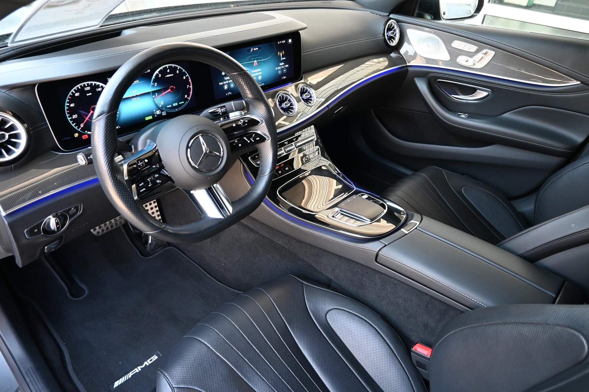 MERCEDES-BENZ CLS 450 4Matic AMG Line 9G-Tronic + Voll-Ausstattung (CH Auto) Facelift Modell-image-8