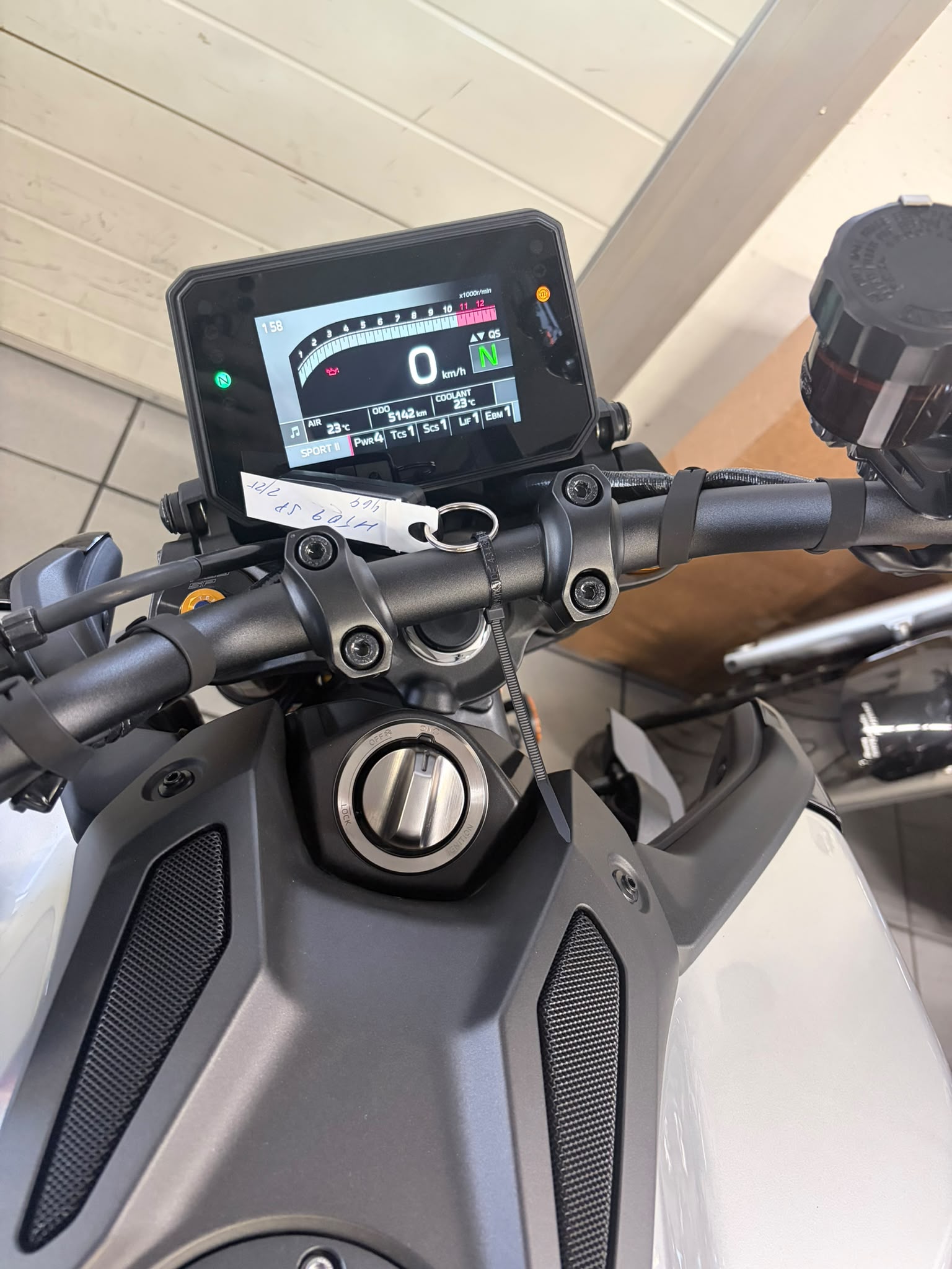 YAMAHA MT-09 SP-image-2
