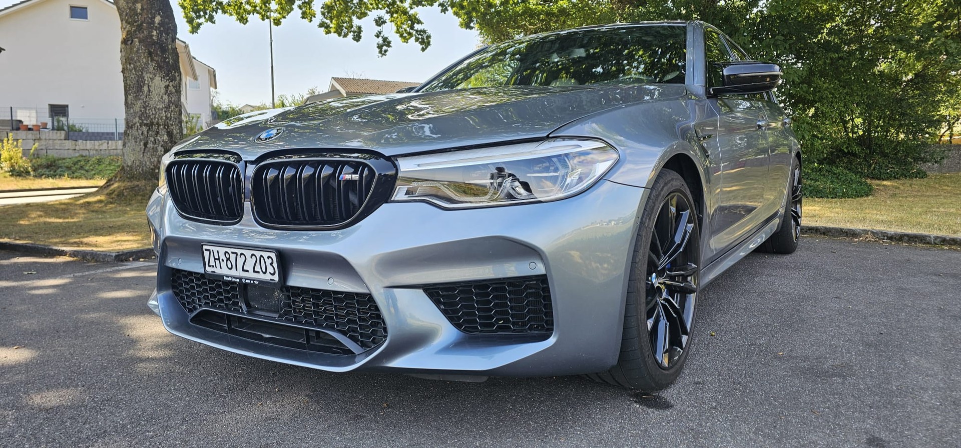 BMW M5 xDrive