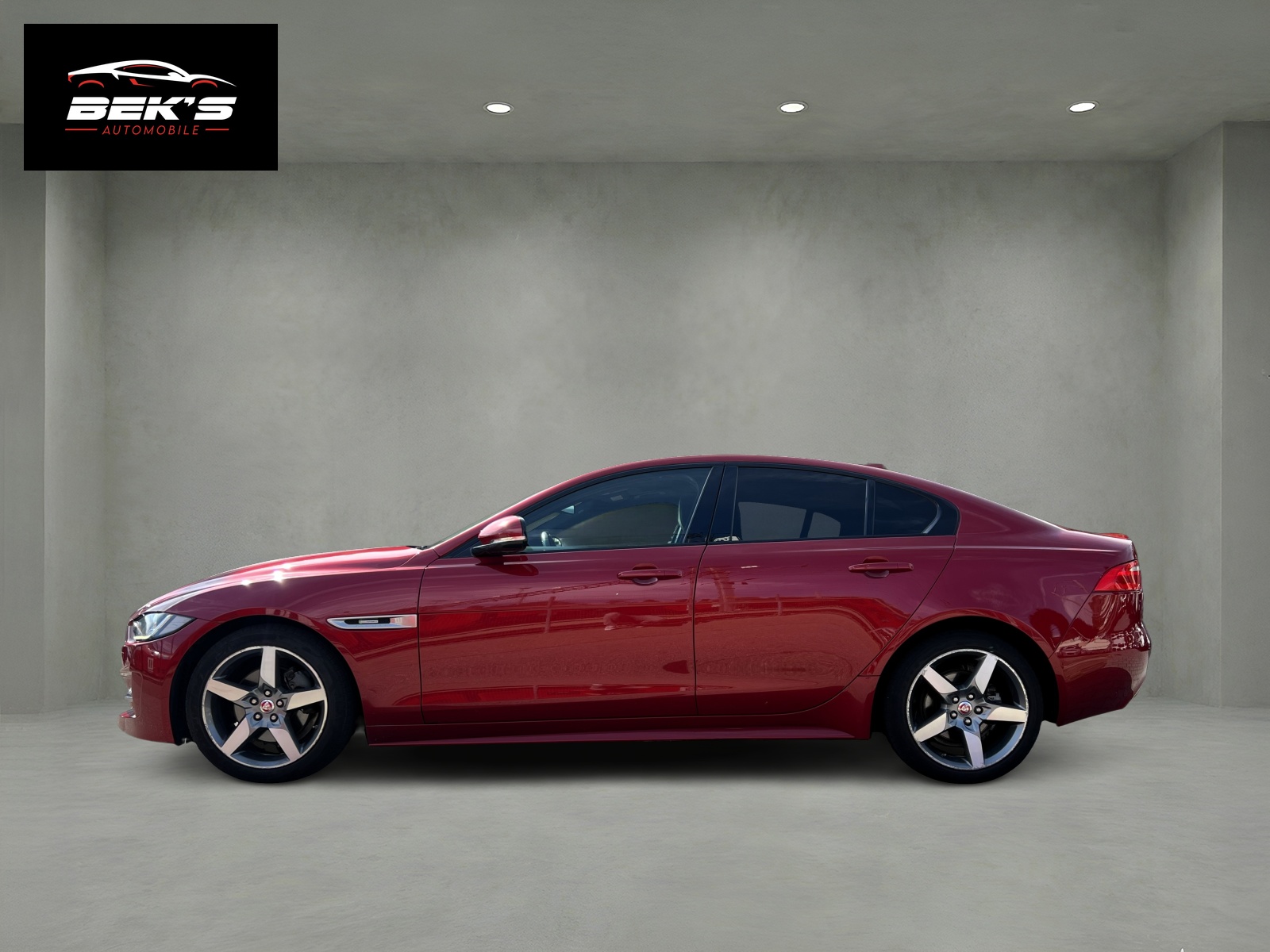 JAGUAR XE 20d R-Sport Automat-showroom-element-1