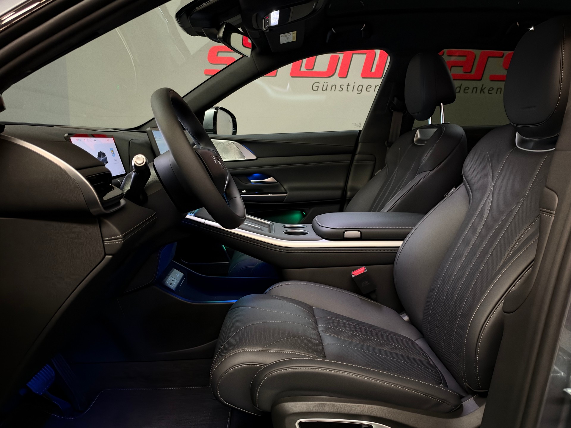 XPENG G9 93kWh Performance AWD MY26-image-12