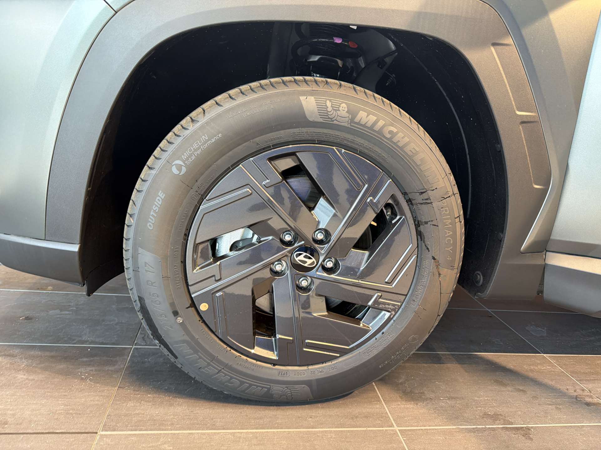 HYUNDAI Tucson 1.6 TGDI HEV Black Line Automat-image-8