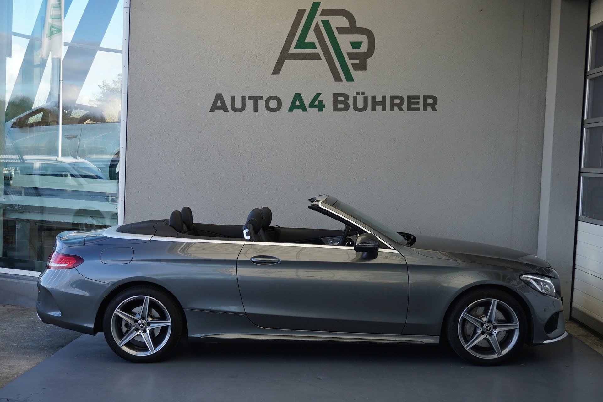 MERCEDES-BENZ C 250 AMG Line-image-5