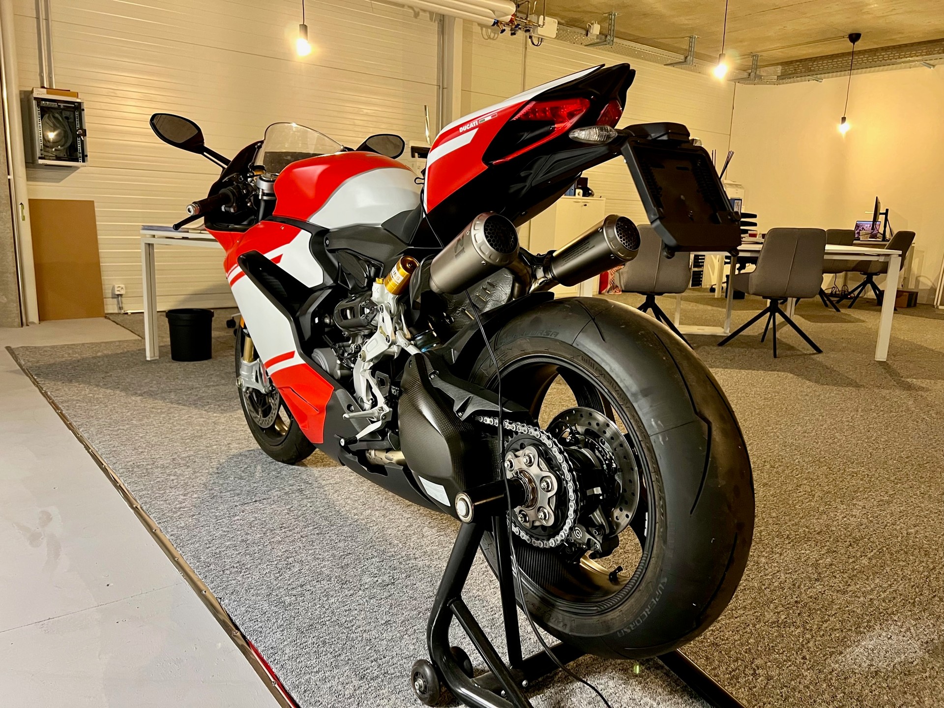 DUCATI Panigale 1299 Superleggera-image-2