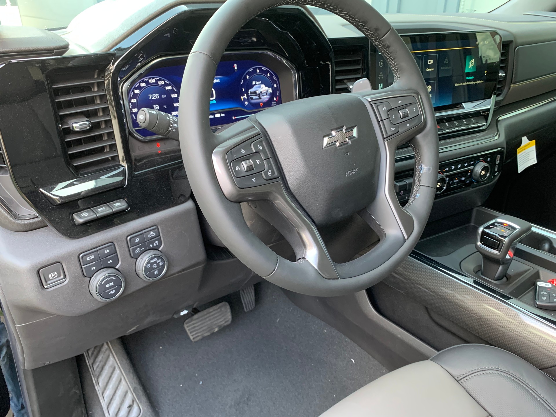 CHEVROLET Silverado 1500 Crew Cab 6,2l V8 ZR2 MY25-image-12