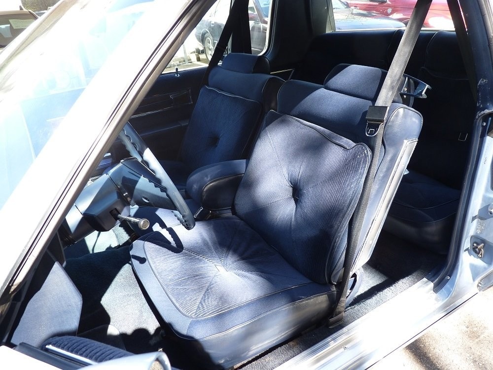 OLDSMOBILE Cutlass Supreme Brougham-image-15