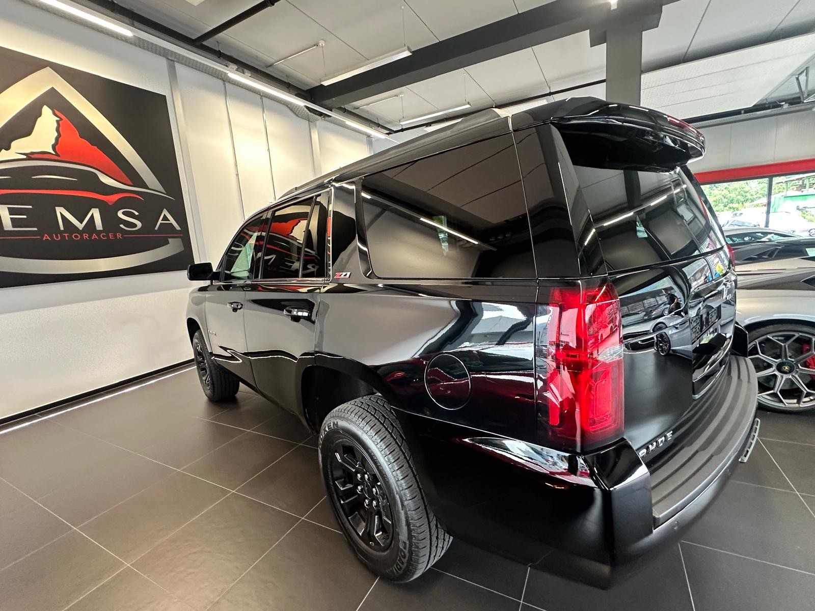 CHEVROLET TAHOE Z71-image-7