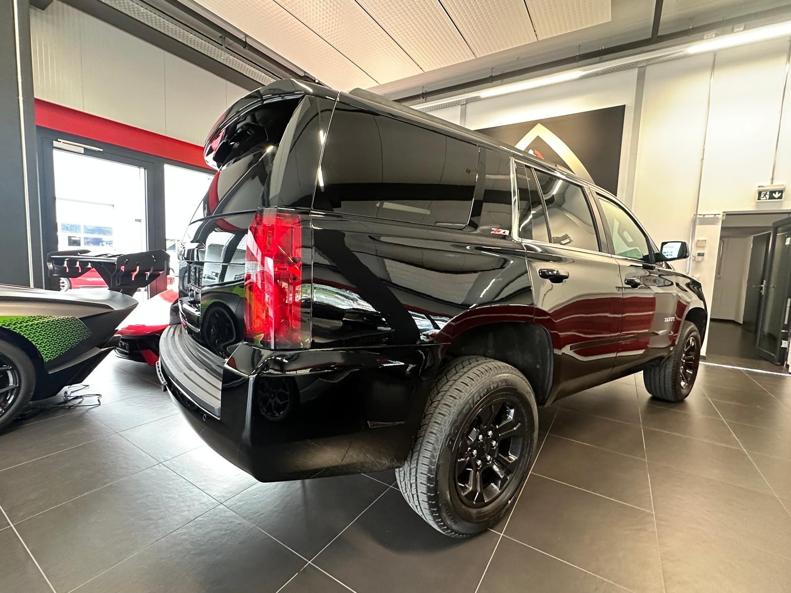 CHEVROLET TAHOE Z71-image-6