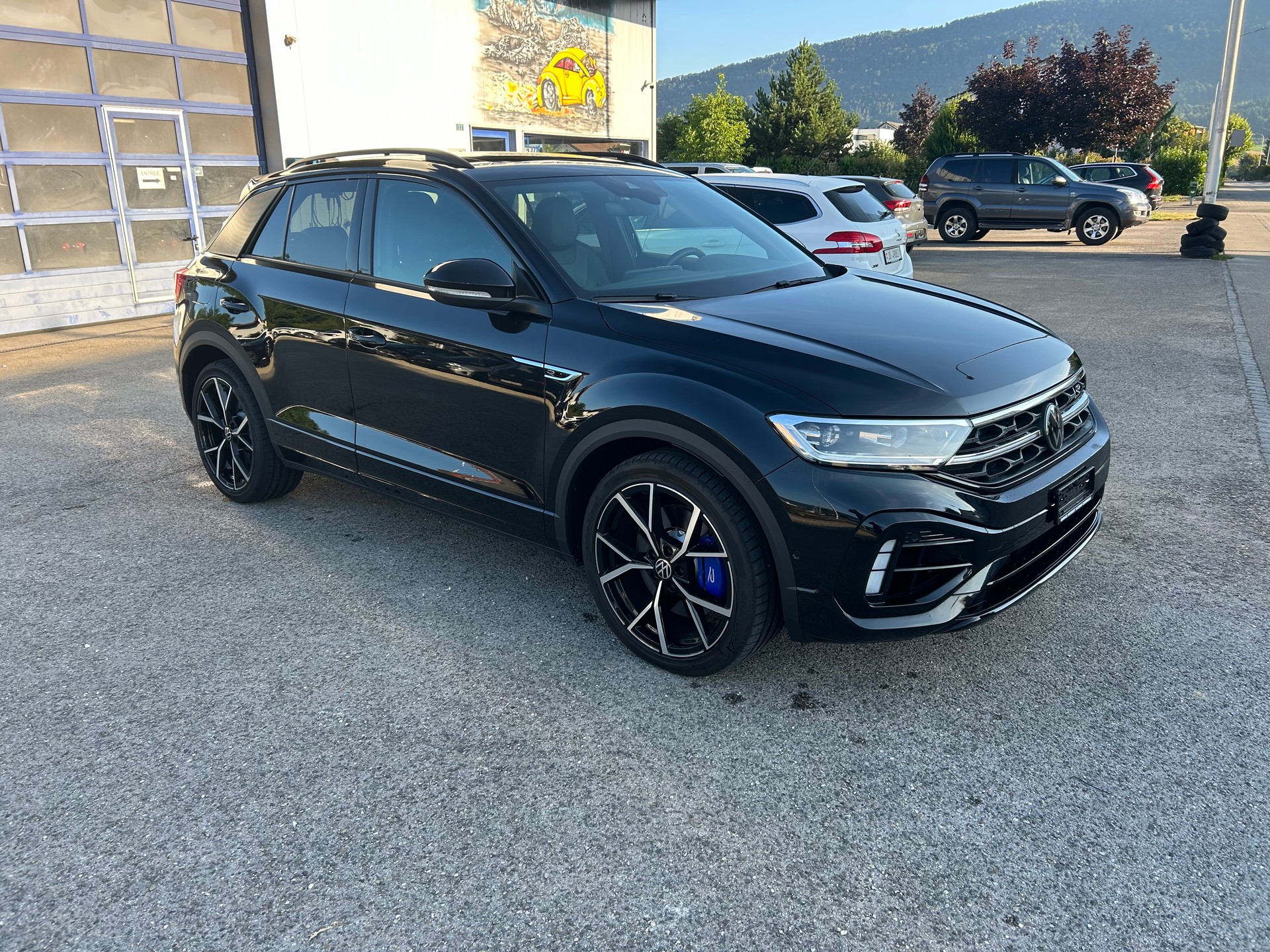 VW T-Roc 2.0 TSI R DSG 4Motion-image-1