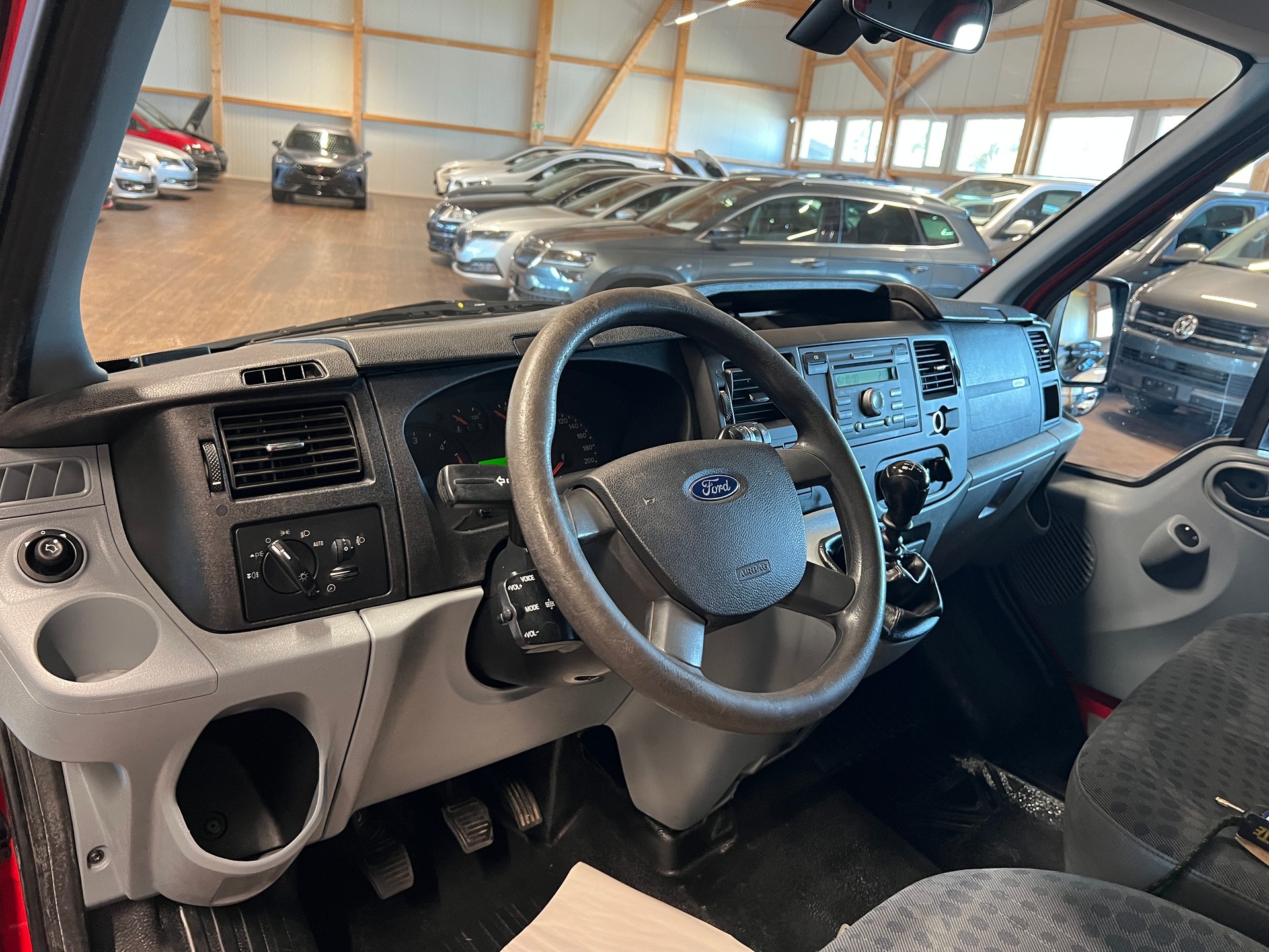 FORD Transit 2.4 TDCi 350 M 4x4-image-11