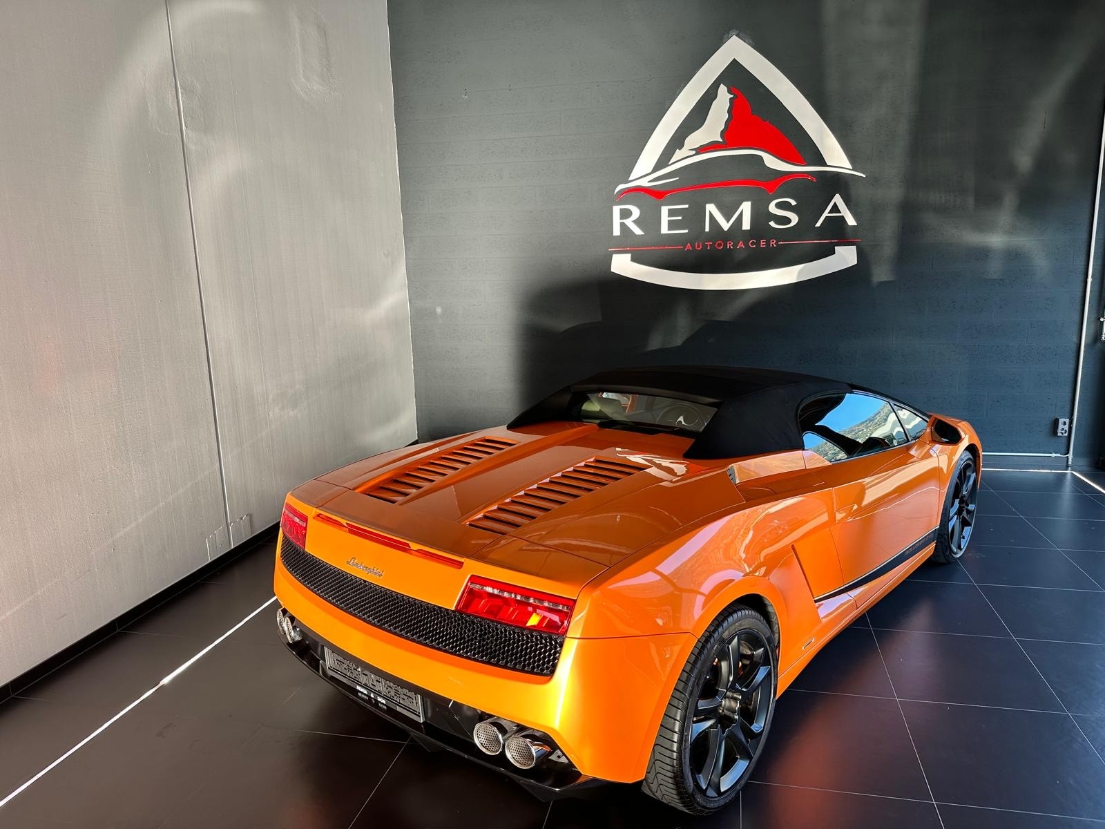 LAMBORGHINI Gallardo LP560-4 Spyder E-Gear-image-10