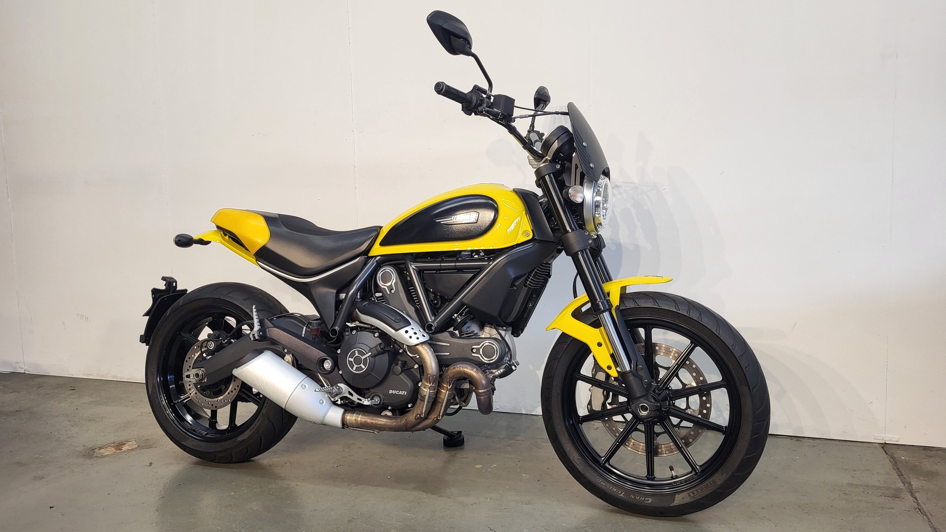 DUCATI SCRAMBLER 803-image-2