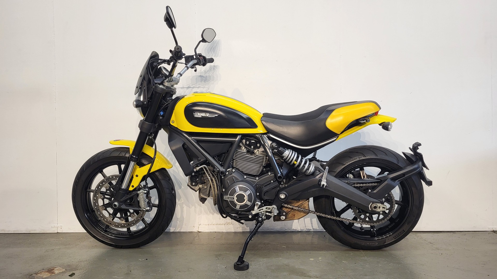 DUCATI SCRAMBLER 803-image-1