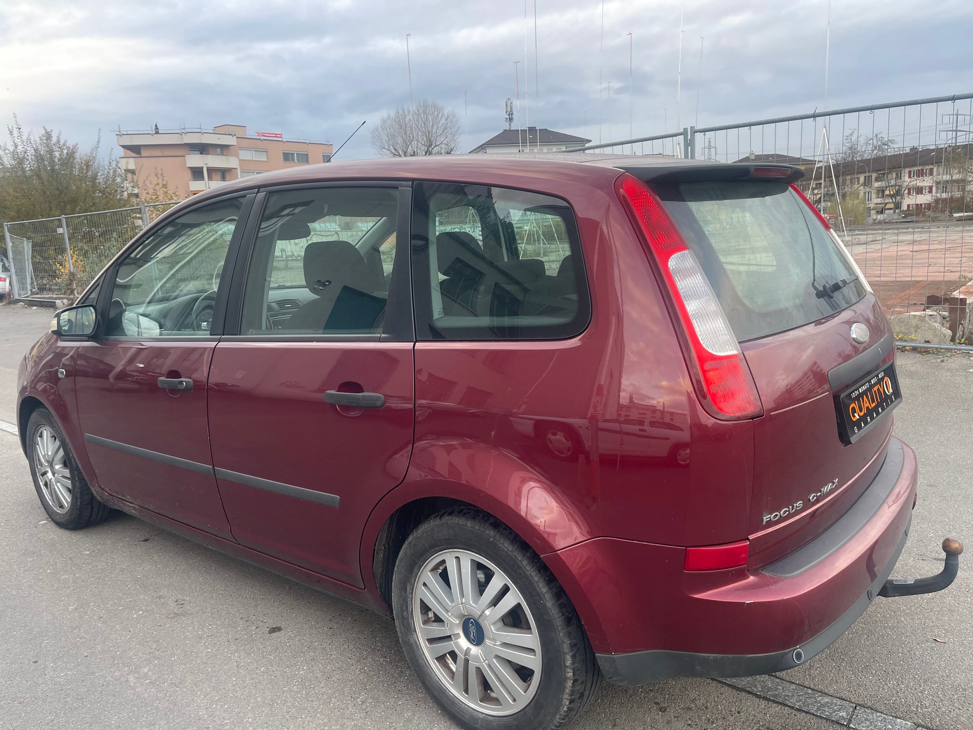 FORD Focus C-Max 2.0 Ghia-image-3