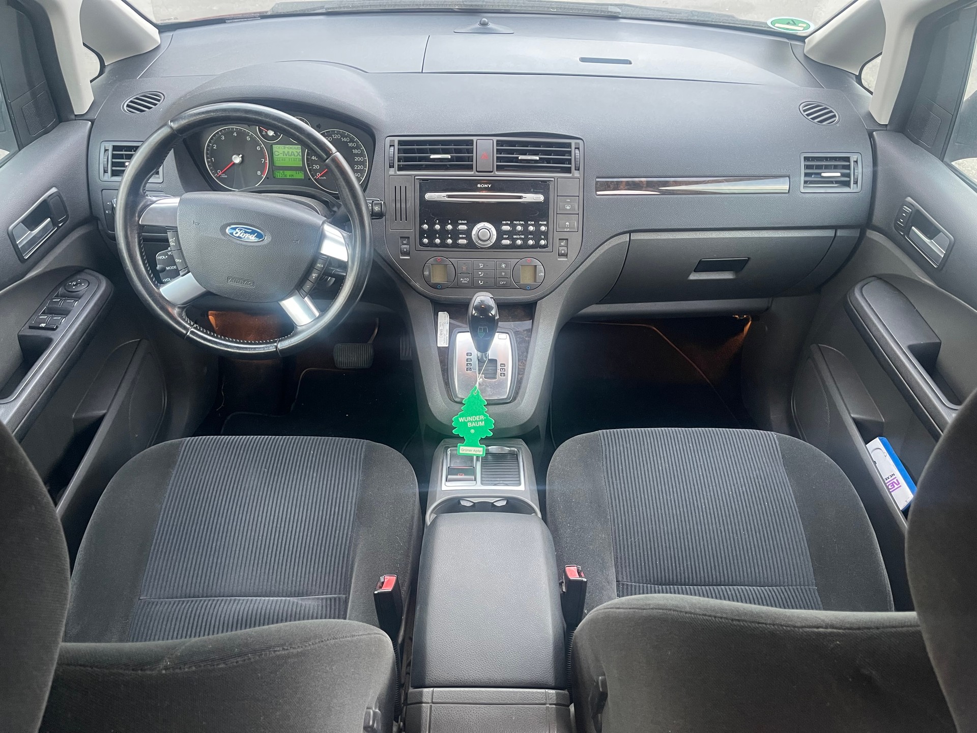 FORD Focus C-Max 2.0 Ghia-image-7
