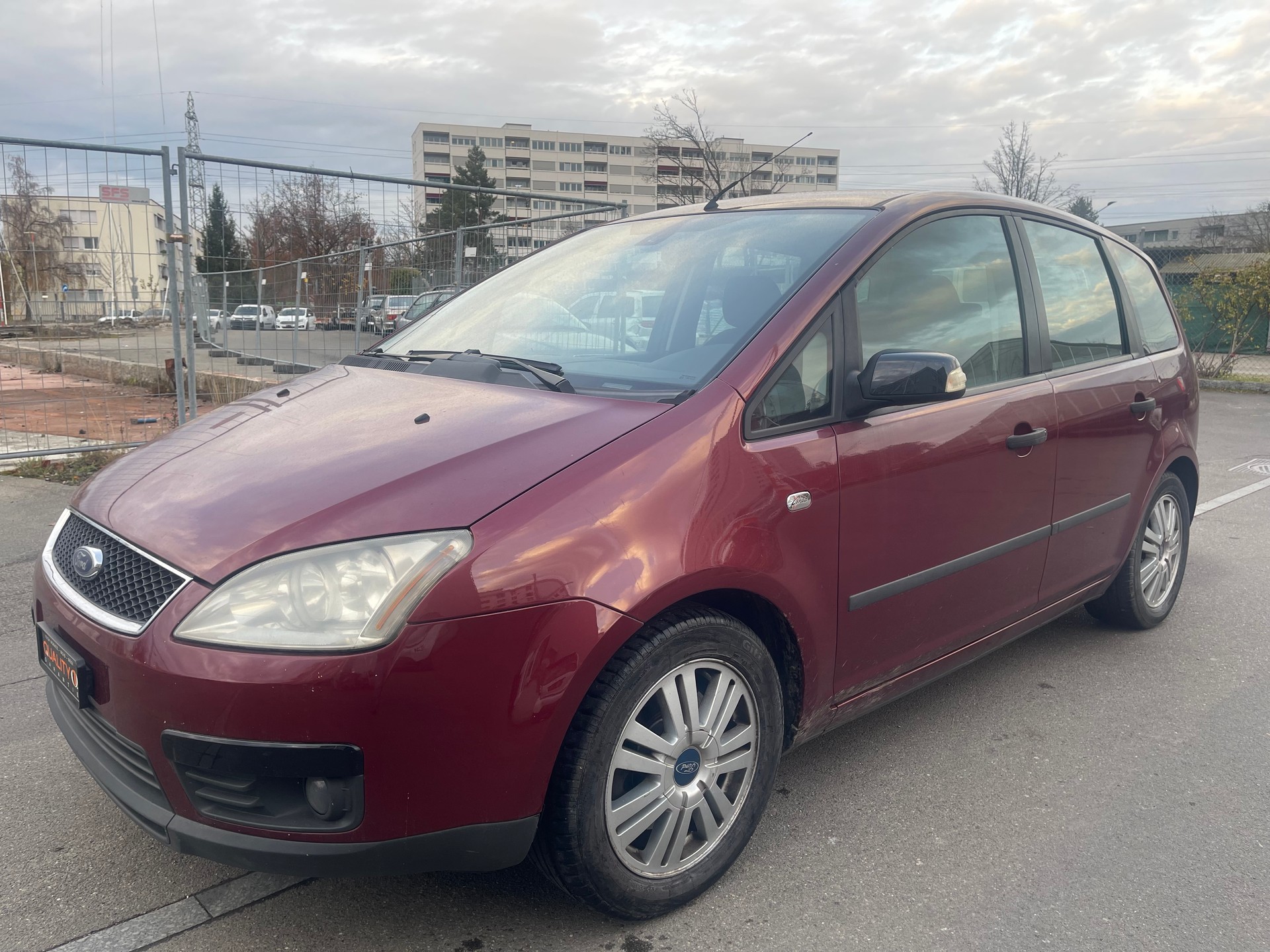 FORD Focus C-Max 2.0 Ghia-image-1