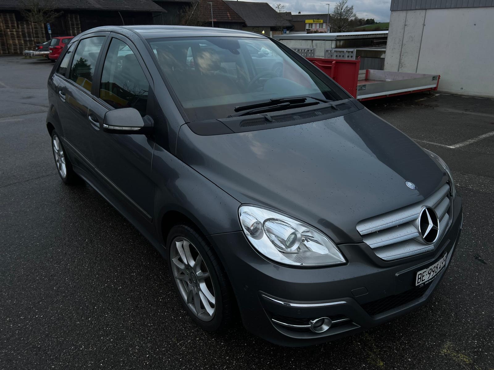 MERCEDES-BENZ B 180 (170) Autotronic