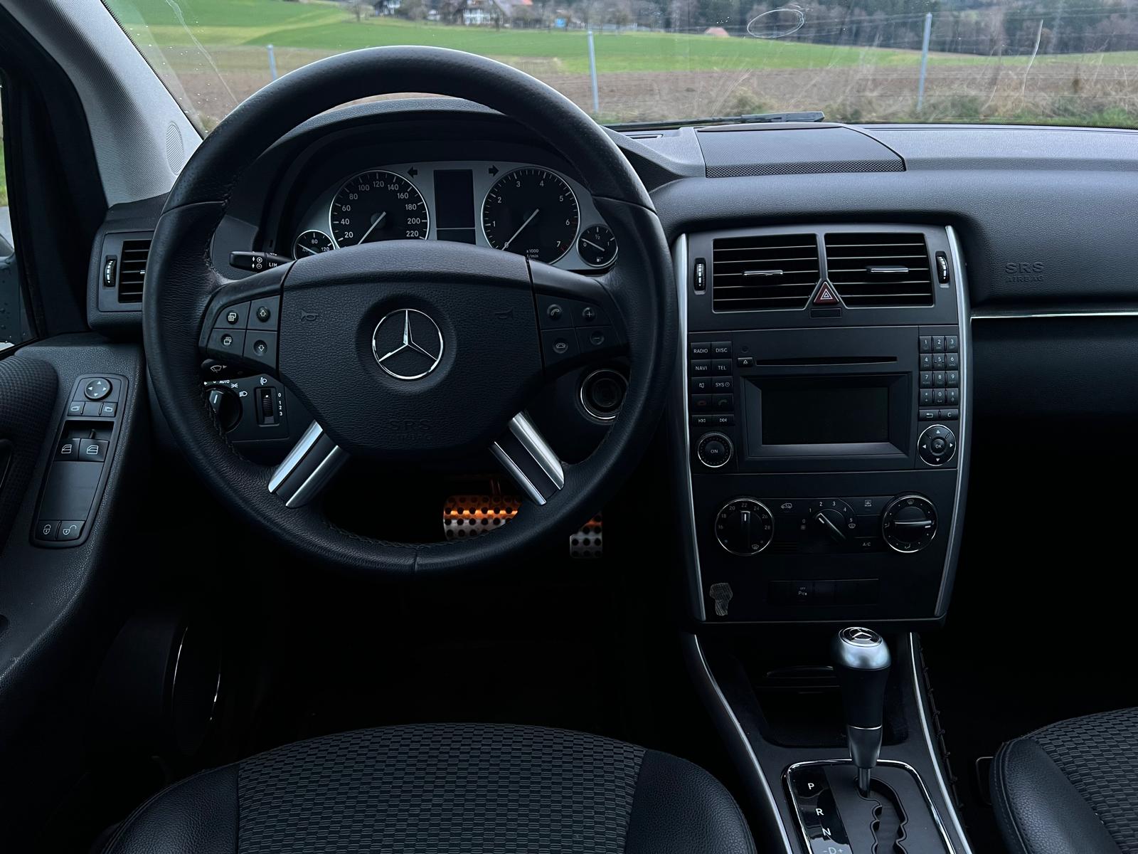 MERCEDES-BENZ B 180 (170) Autotronic-image-10