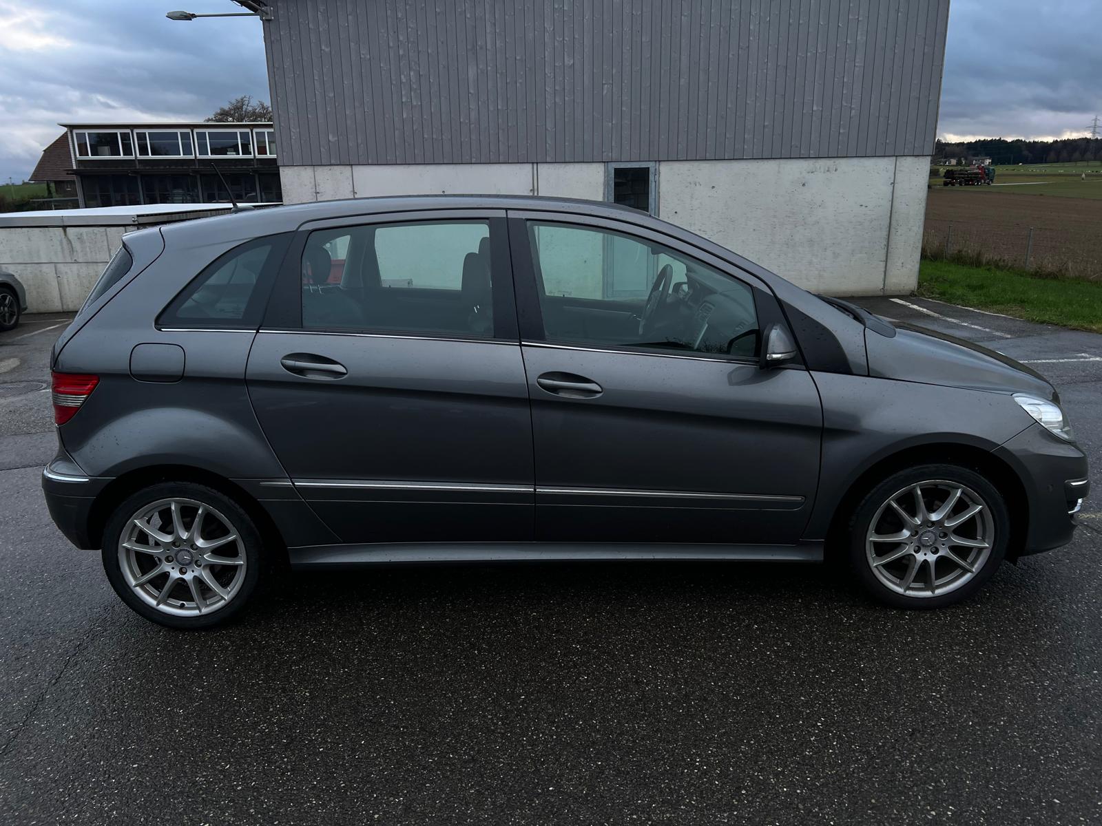 MERCEDES-BENZ B 180 (170) Autotronic-image-7
