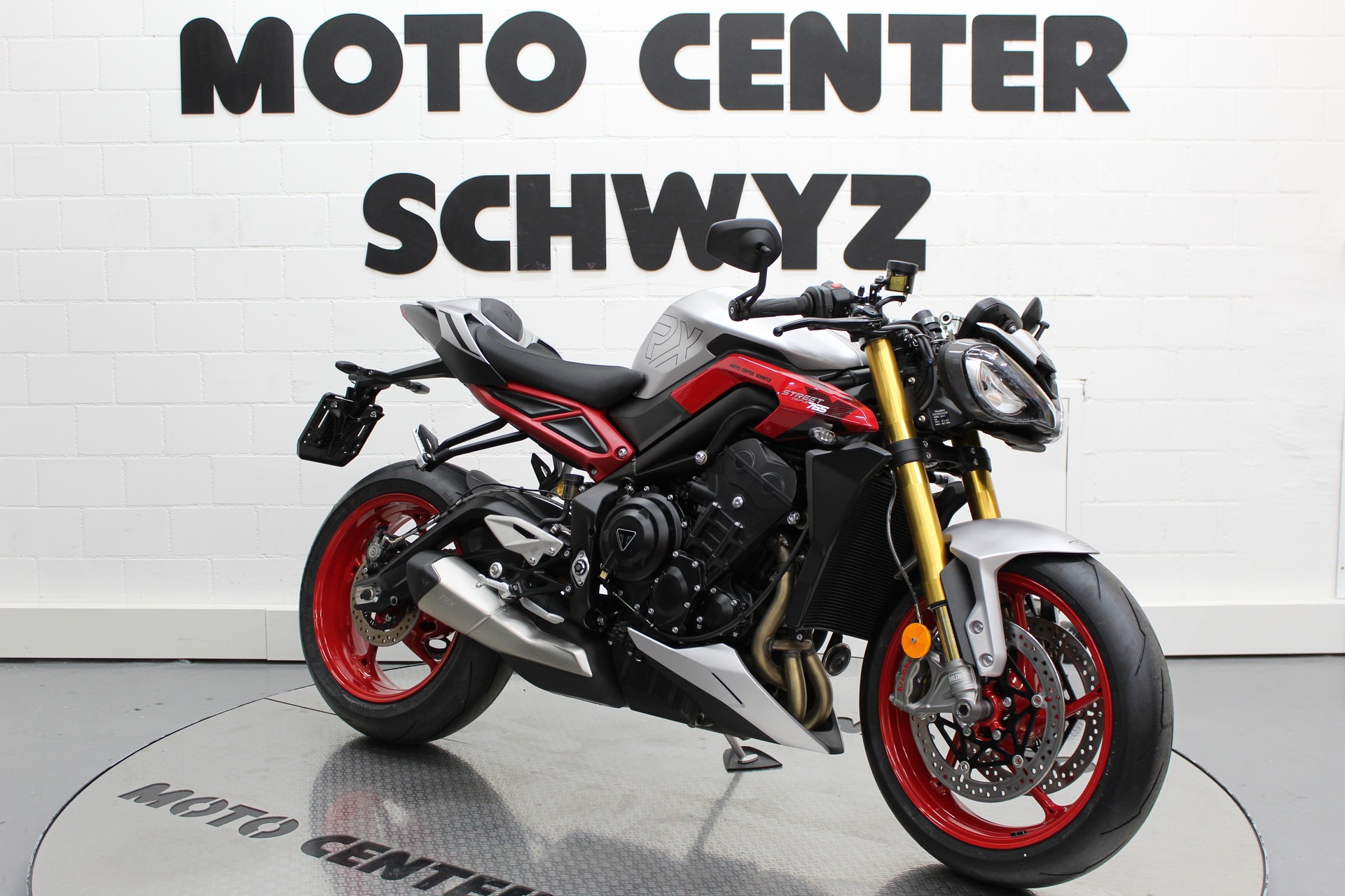 TRIUMPH Street Triple 765 RX-image-1