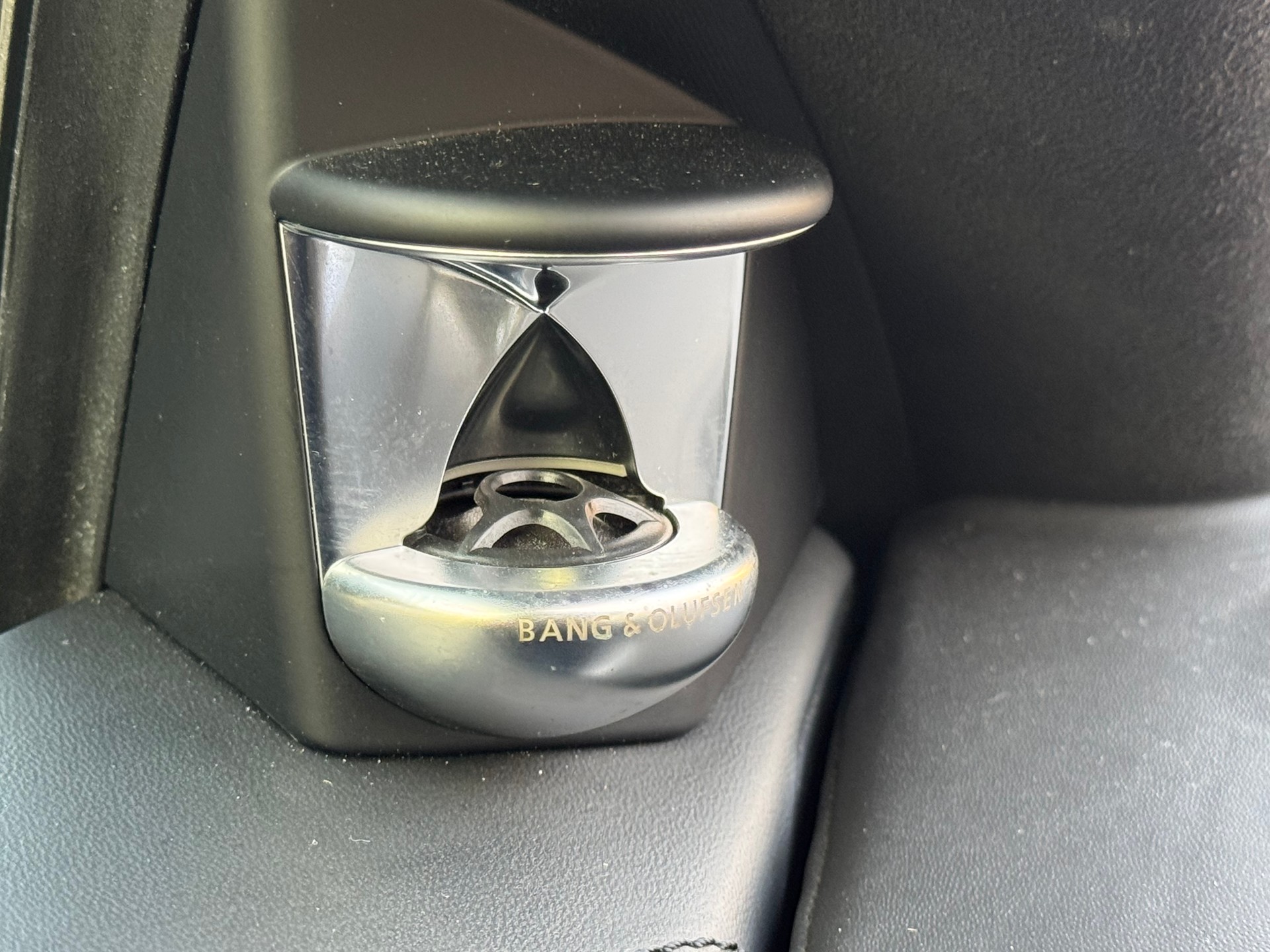 MERCEDES-BENZ CLS 63 AMG S 4Matic Speedshift MCT-image-12