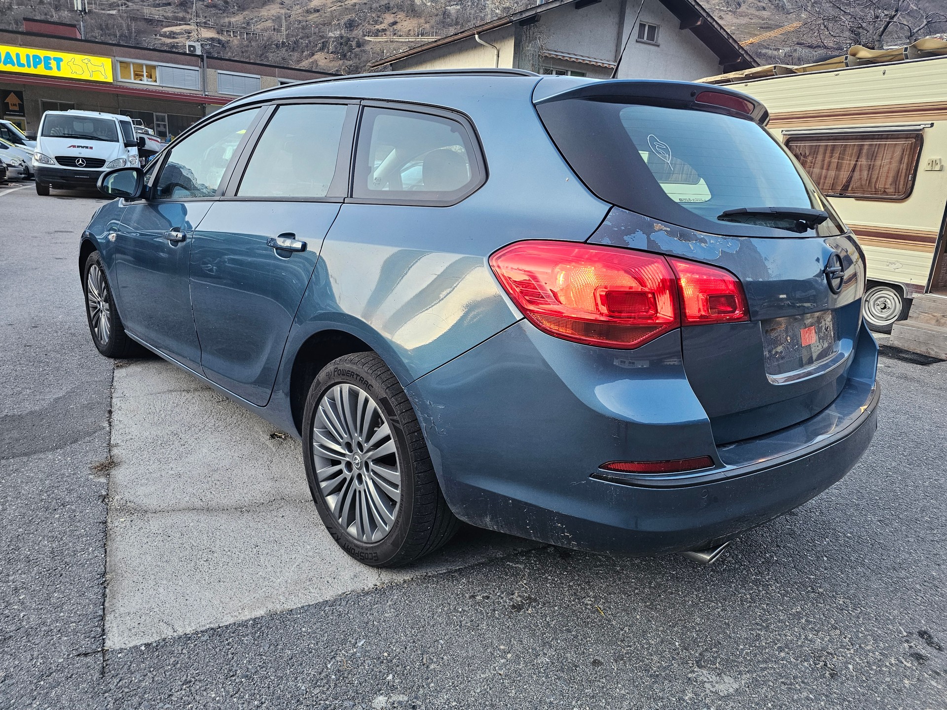 OPEL Astra SportsTourer 1.4i 16V Turbo Automatic-image-4