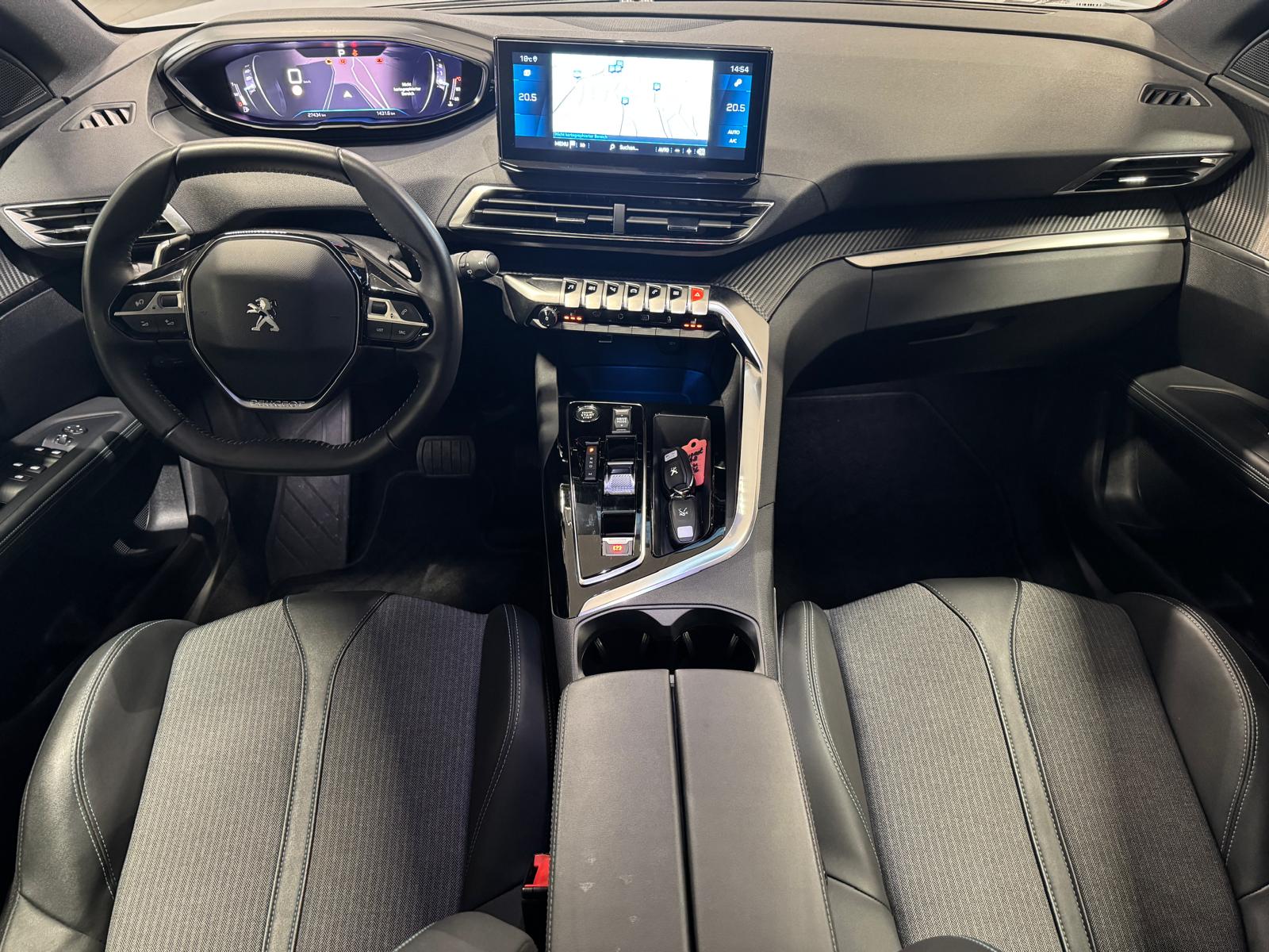 PEUGEOT 5008 1.5 BlueHDi Allure Pack-image-9
