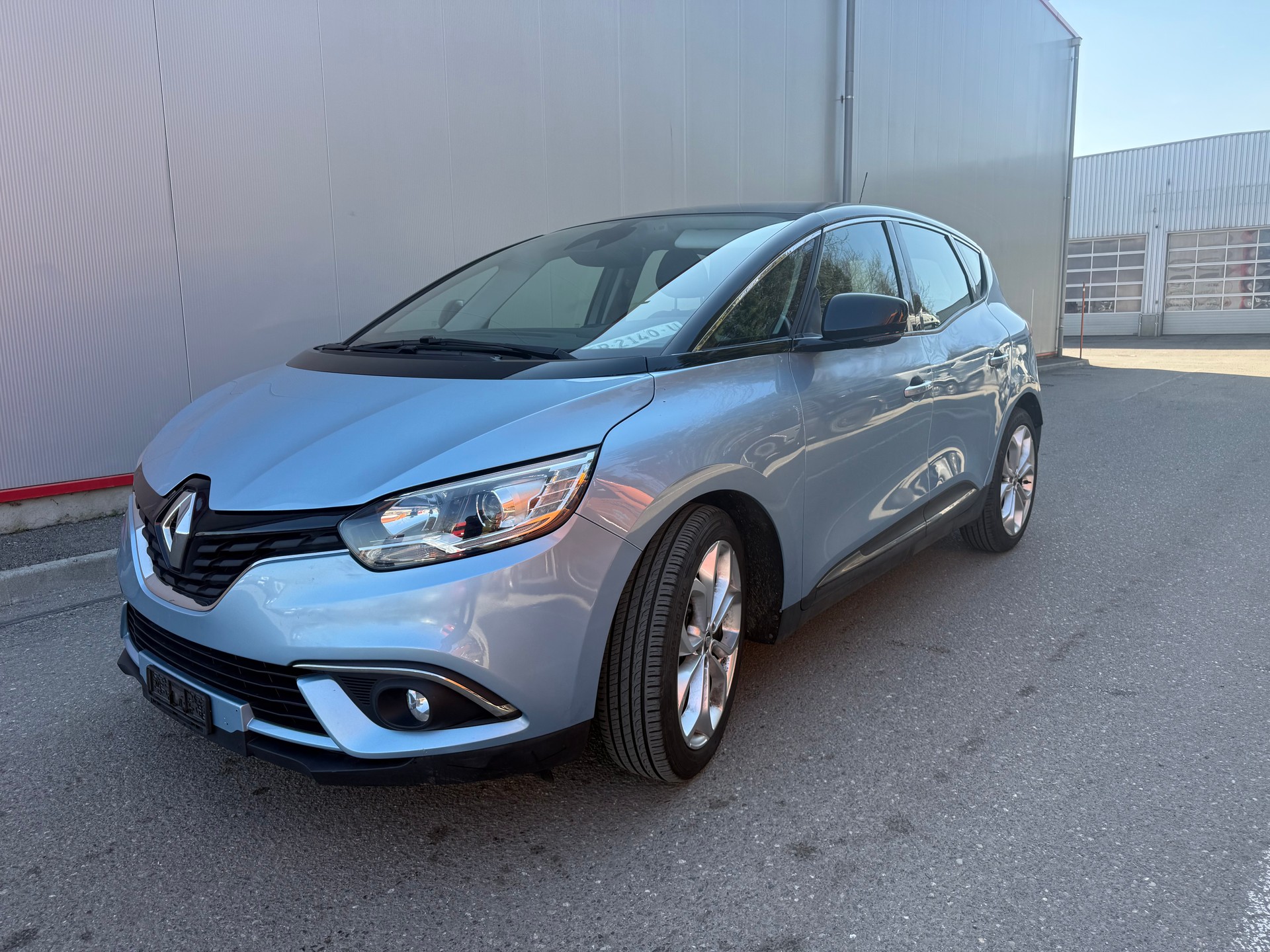 RENAULT Scénic 1.2 16V Turbo Zen