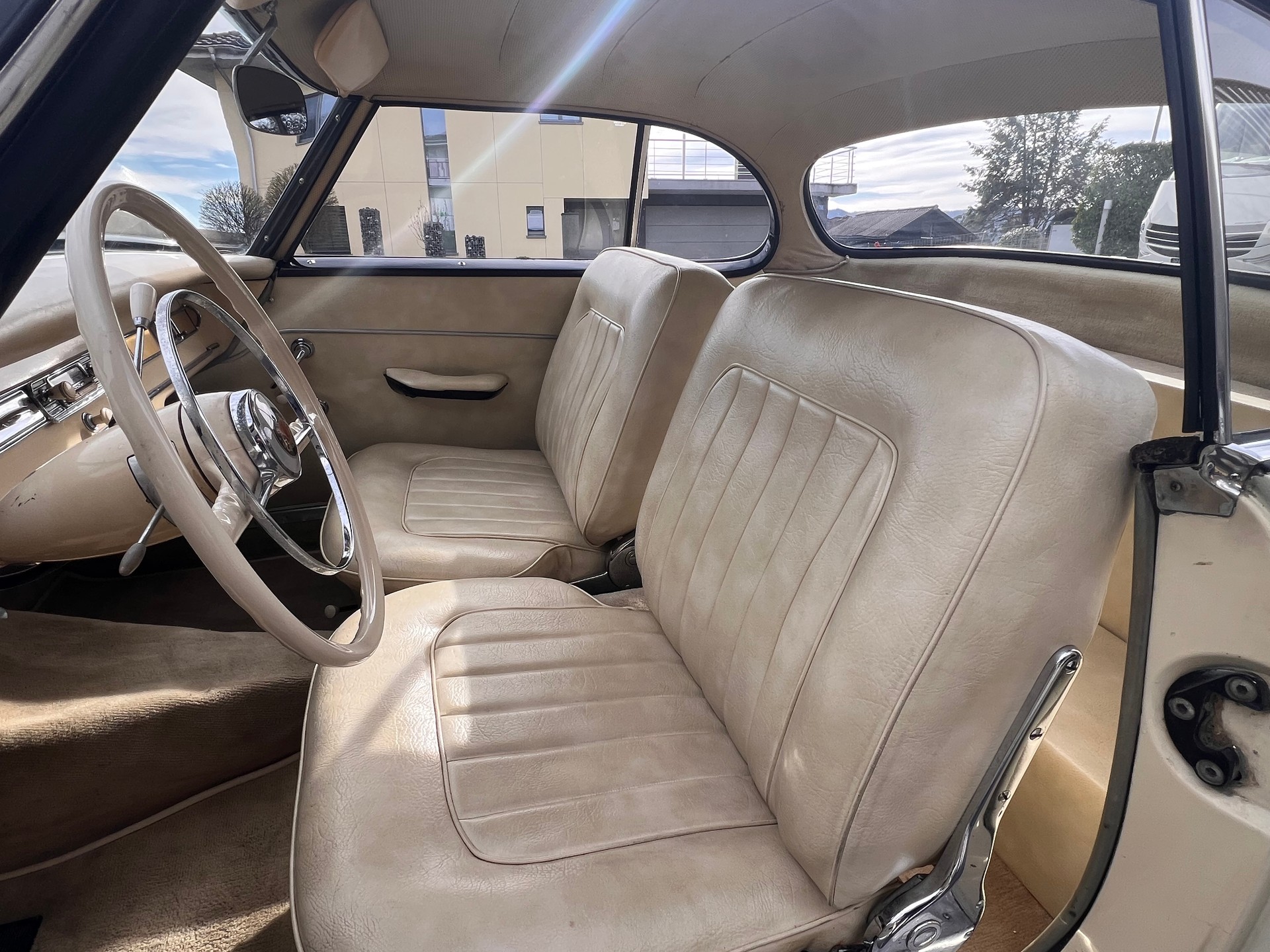 BORGWARD Isabella Coupe-image-9