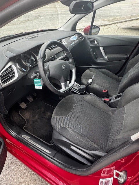 CITROEN C3 1.6i 16V Exclusive-image-6