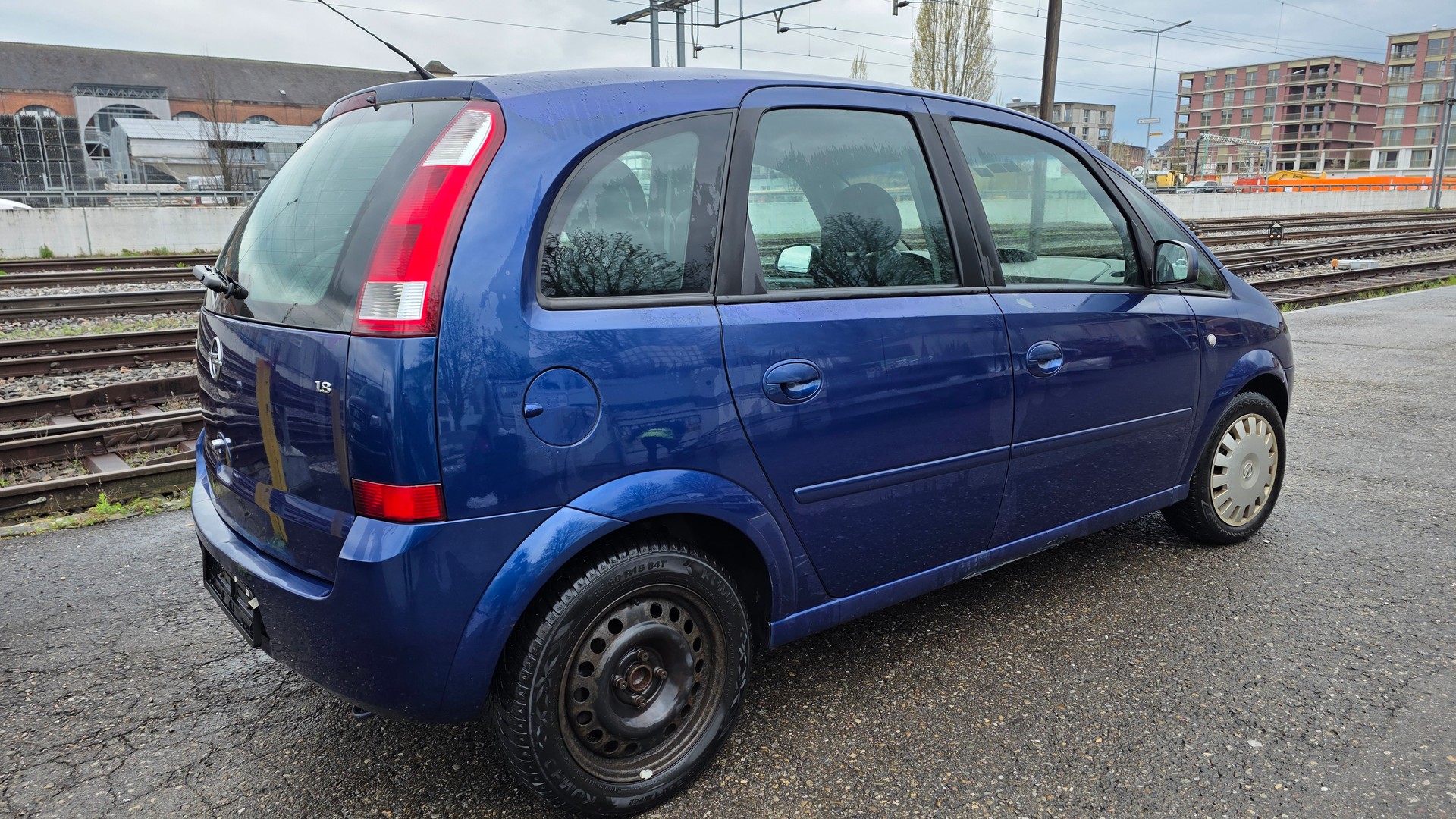 OPEL Meriva 1.8i 16V Cosmo-image-3